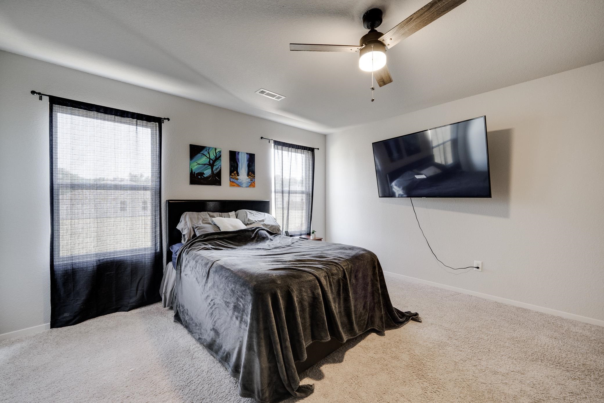 8 Summer Breeze Road