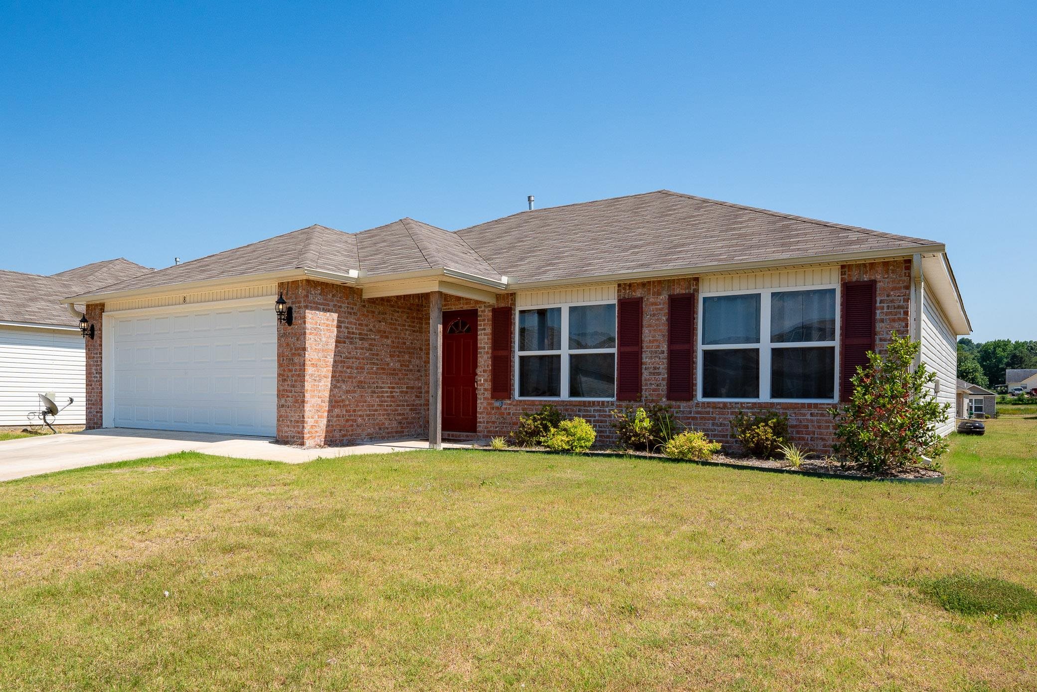 8 Summer Breeze Road