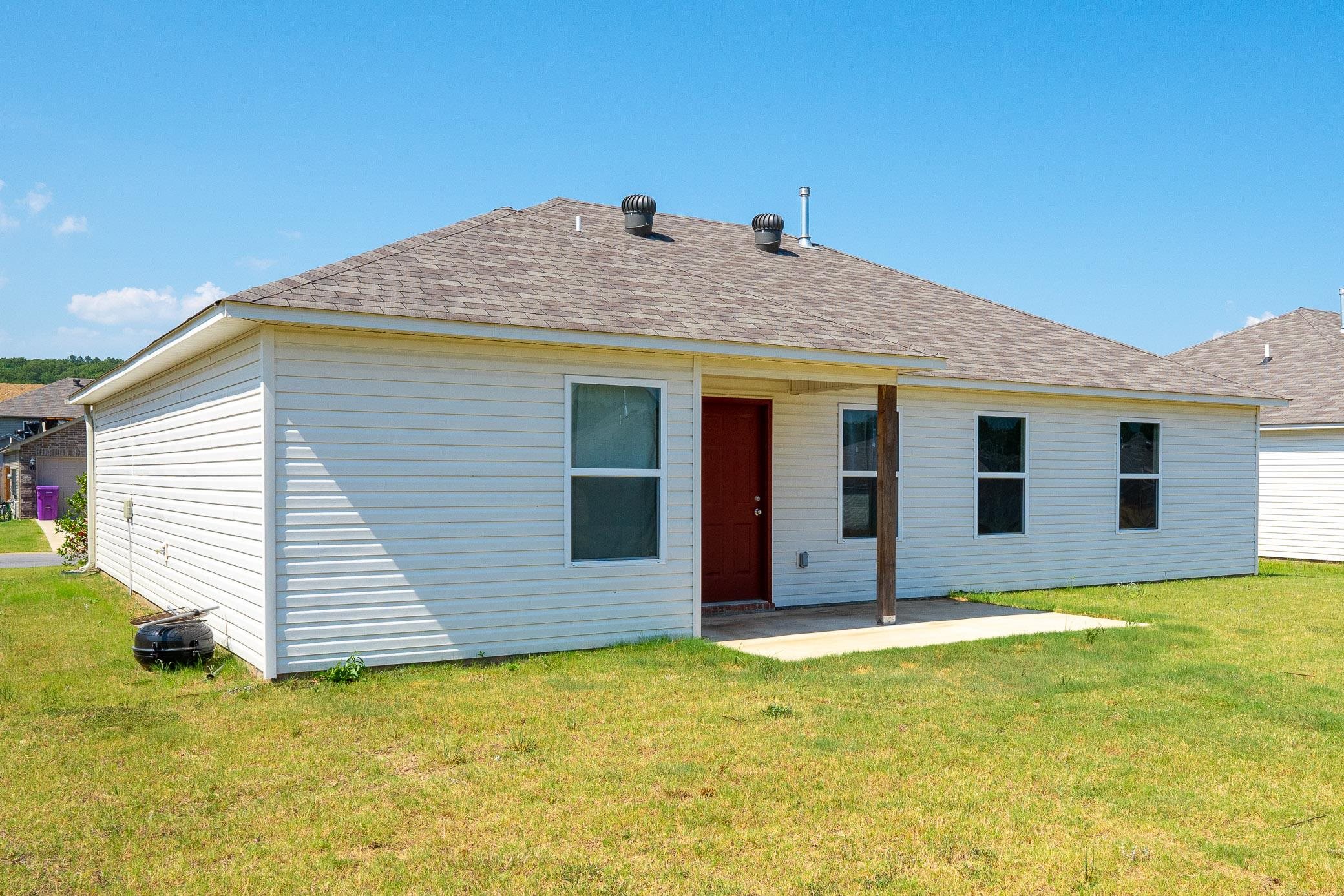 8 Summer Breeze Road