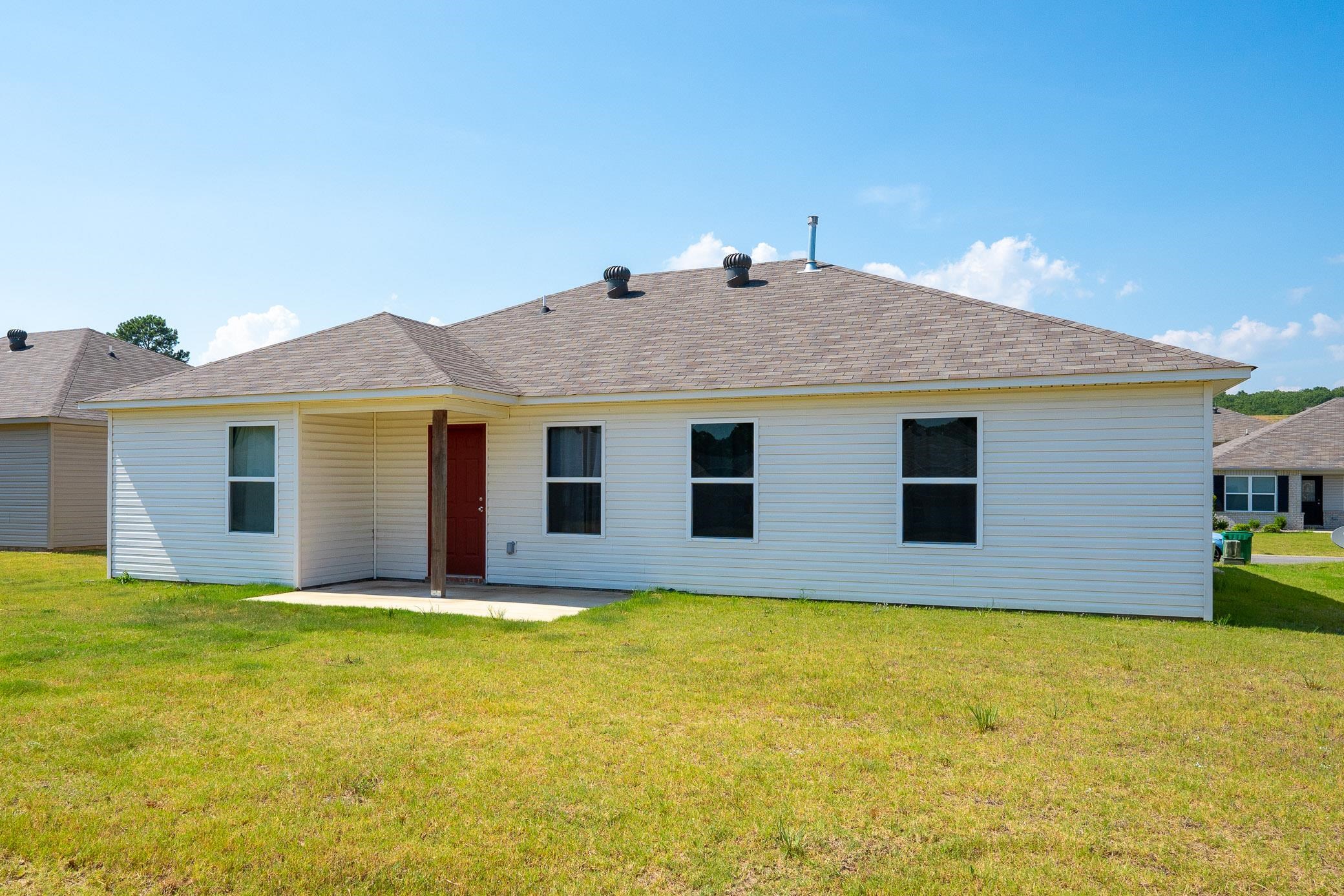 8 Summer Breeze Road