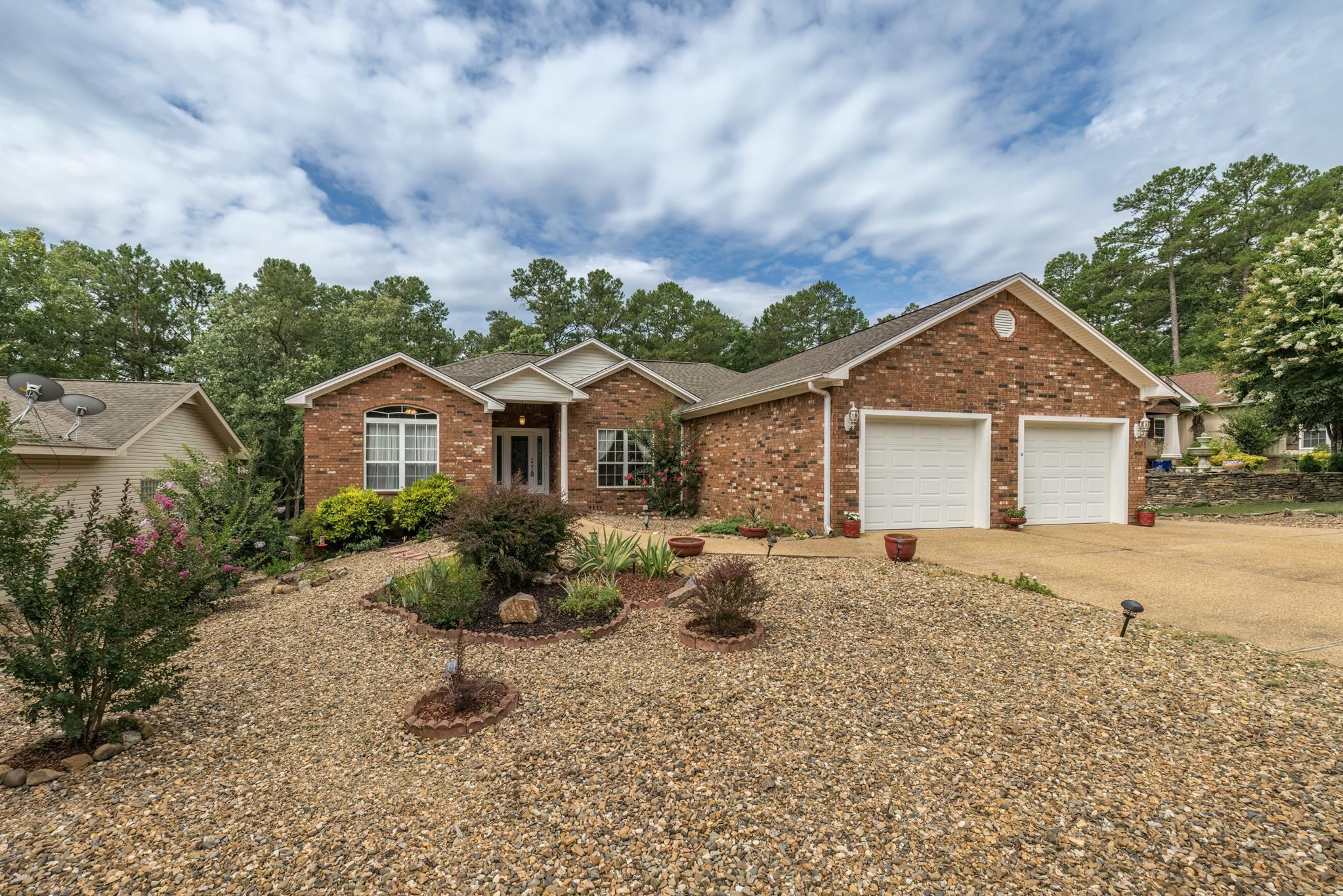 5 Campeon Court, Hot Springs Vill., AR 71909