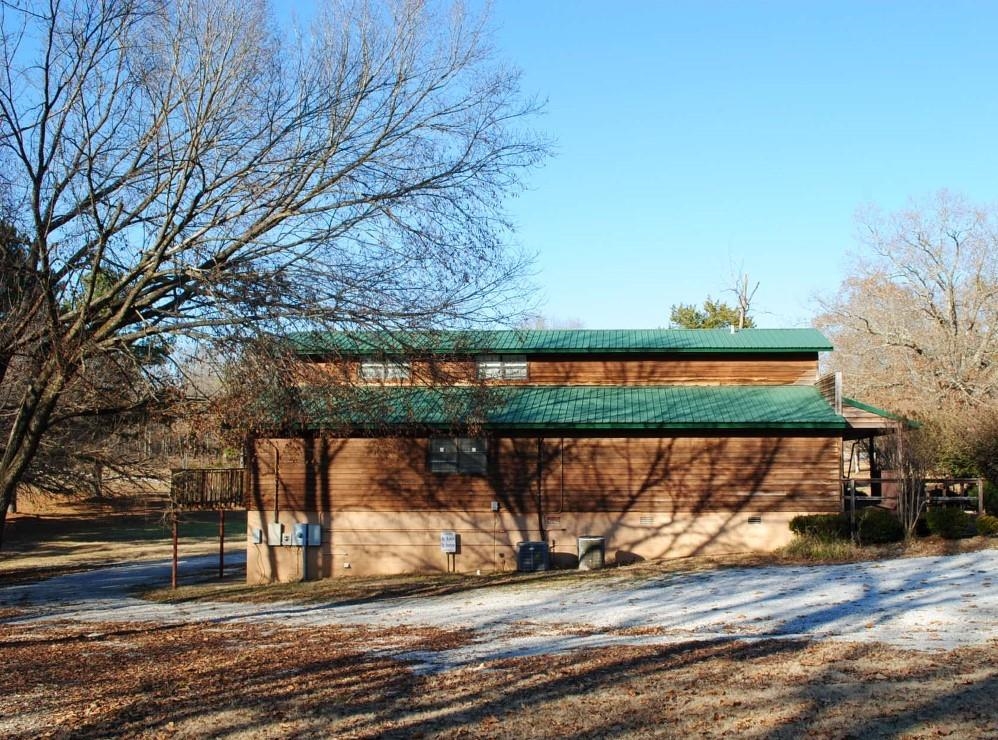 19797 N Hwy 5  Mountain View, AR