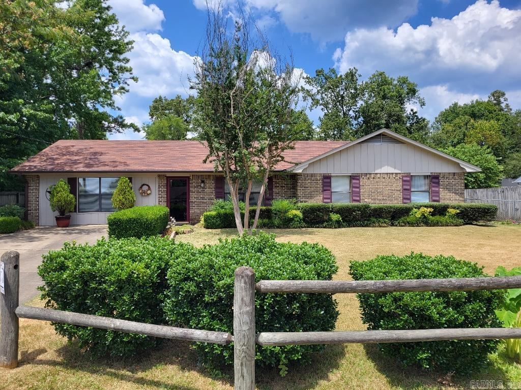2709 Doris, Mena, AR 71953