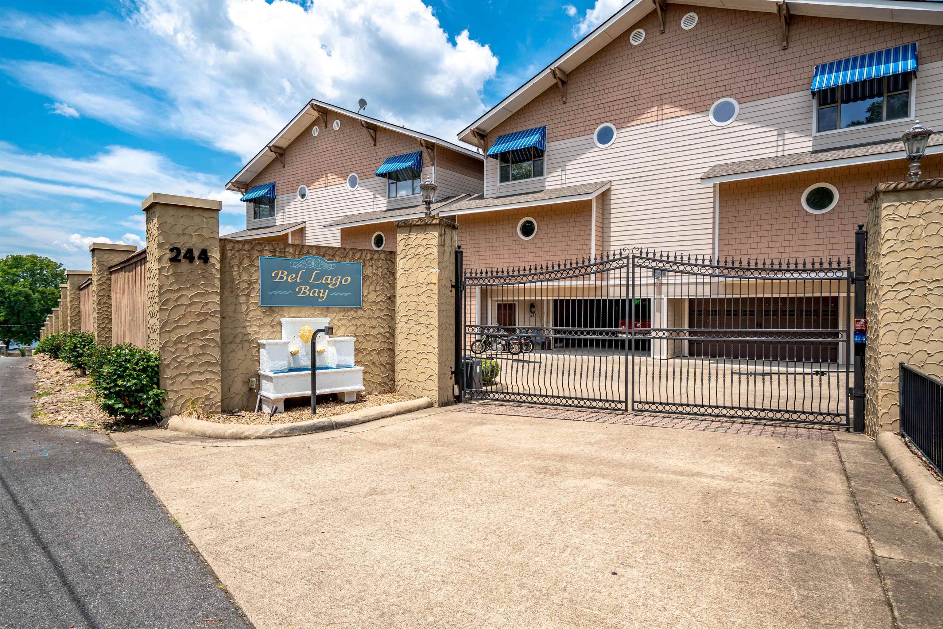 244  Bayou  Hot Springs, AR
