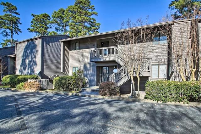 200  Hamilton Oaks  Hot Springs, AR