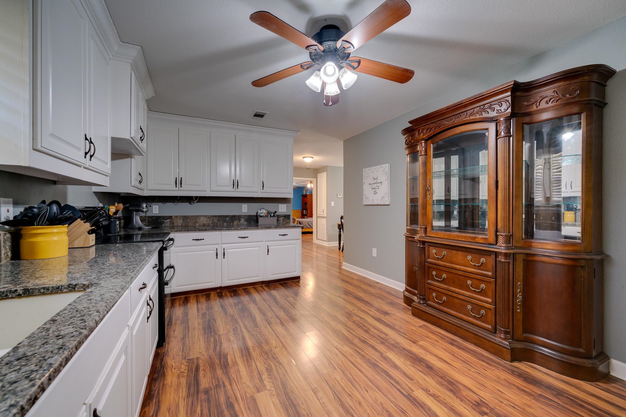 18 Crestview Road