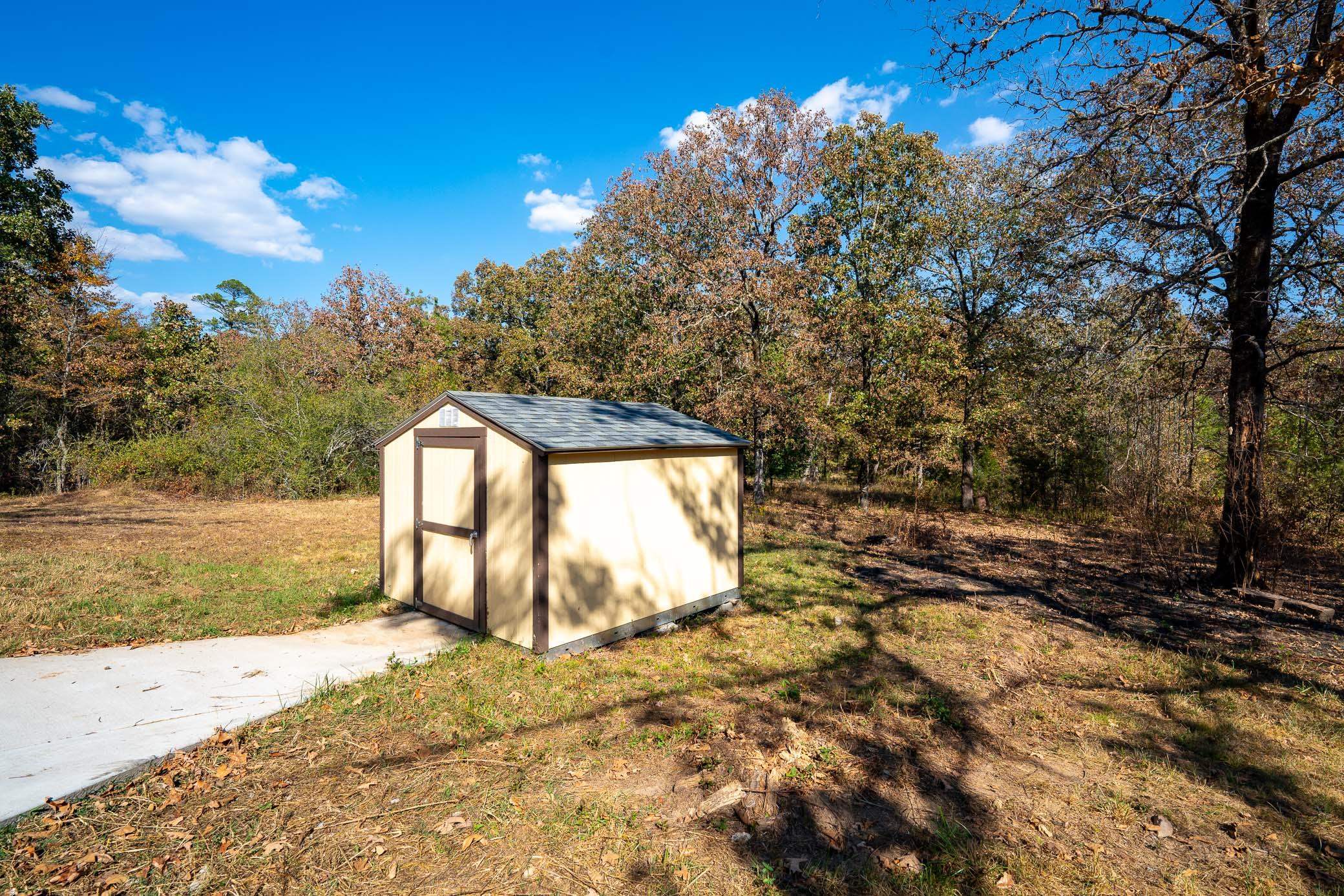 18 Crestview Road