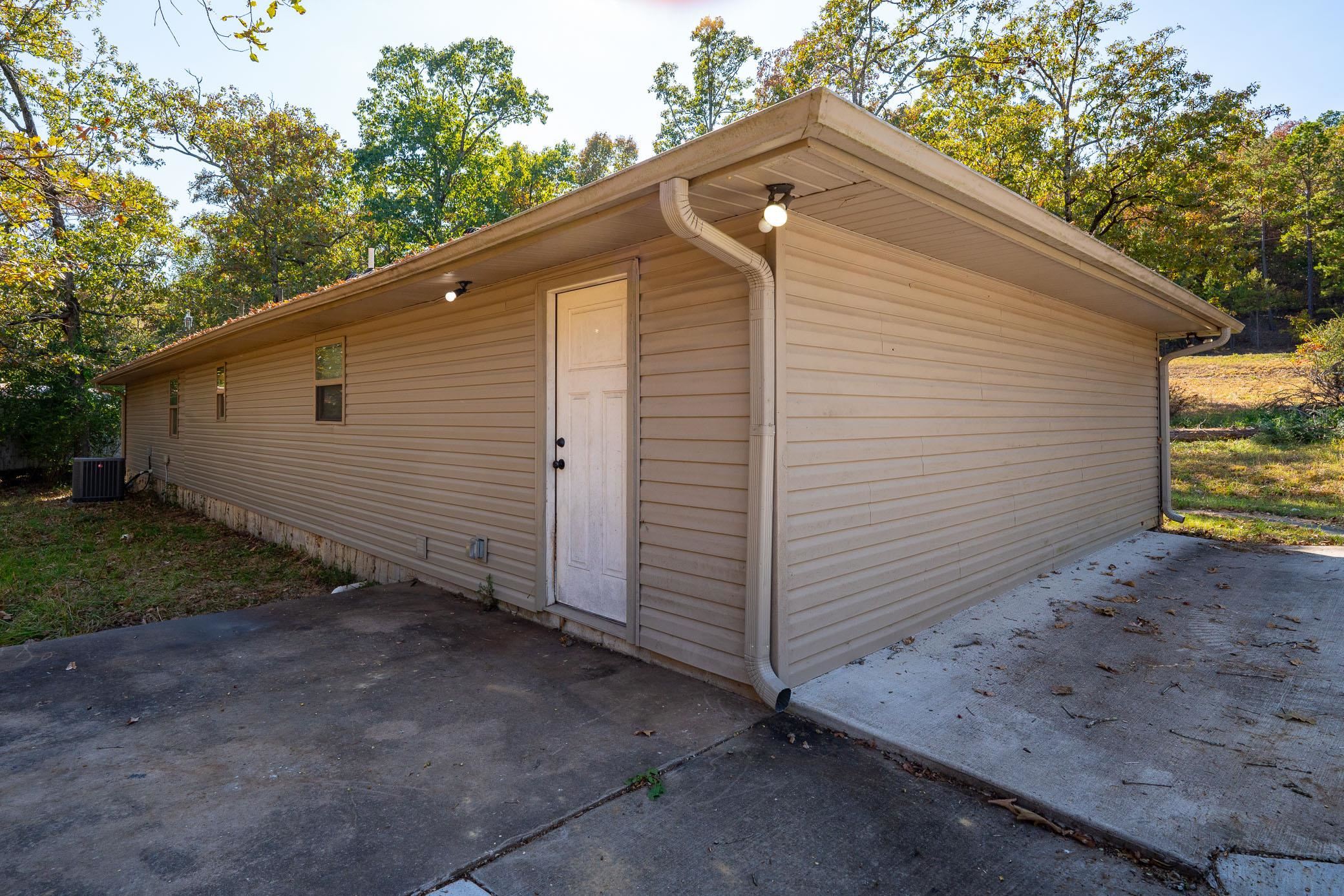 18 Crestview Road