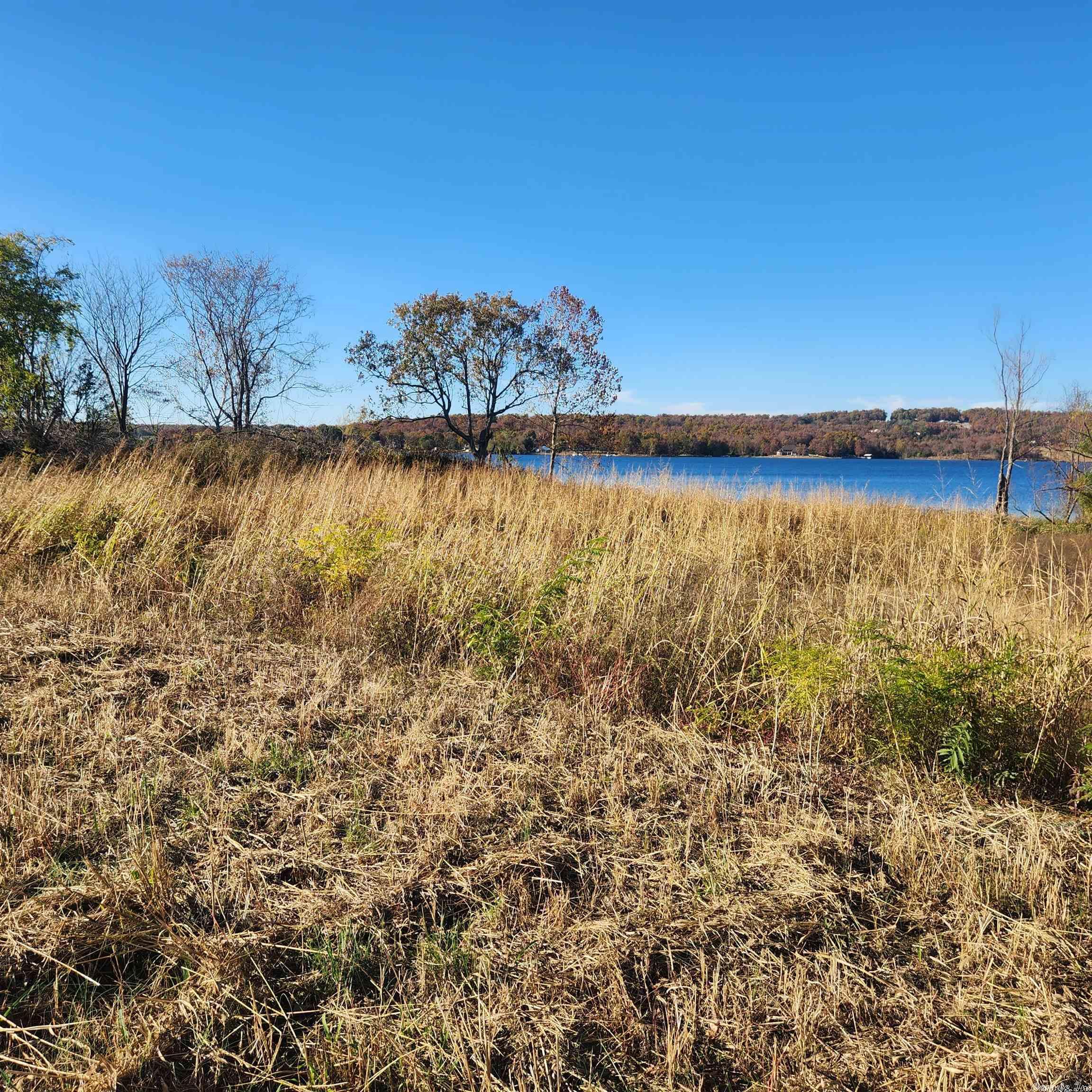 1361-1365  E. Tri Lakes  Horseshoe Bend, AR