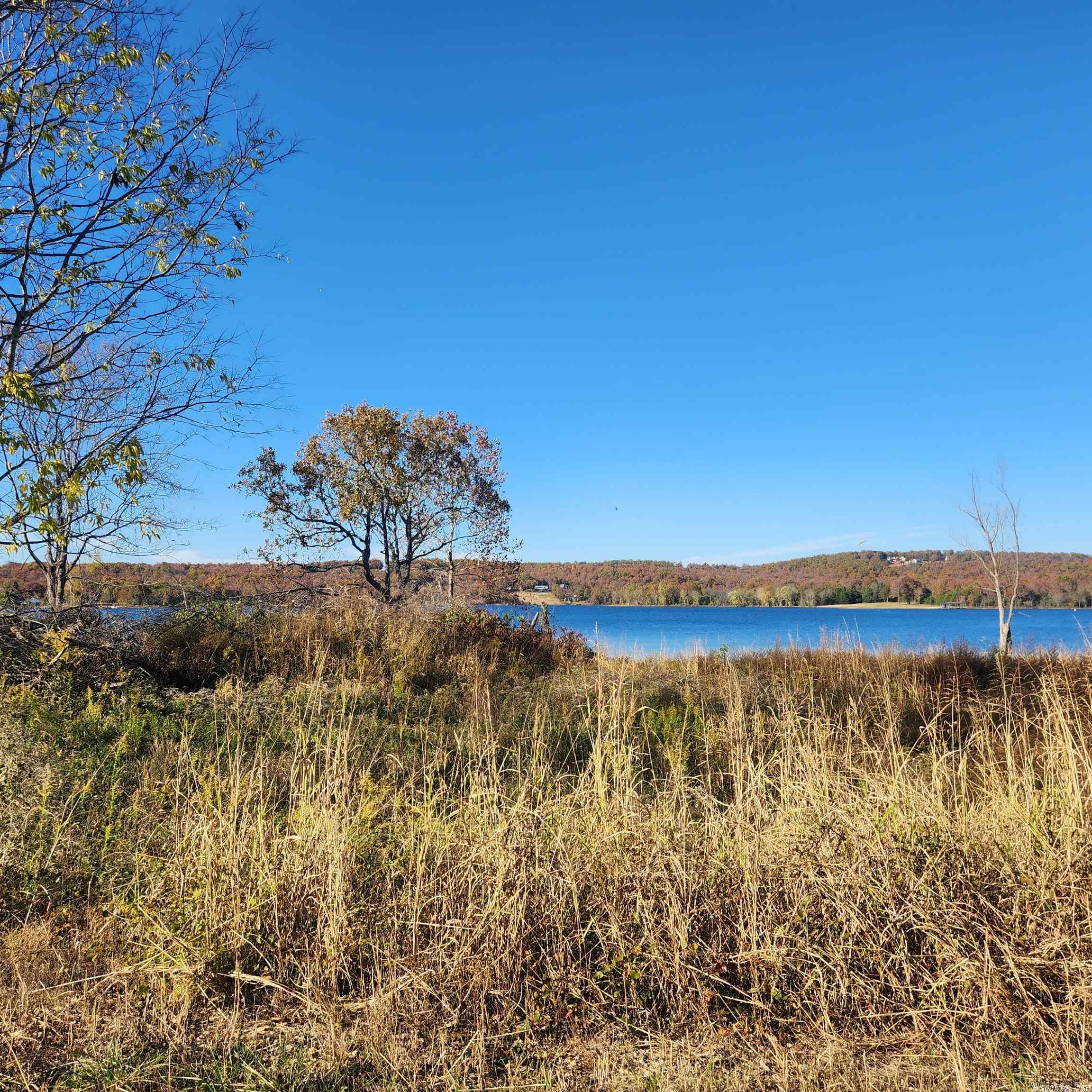 1361-1365  E. Tri Lakes  Horseshoe Bend, AR