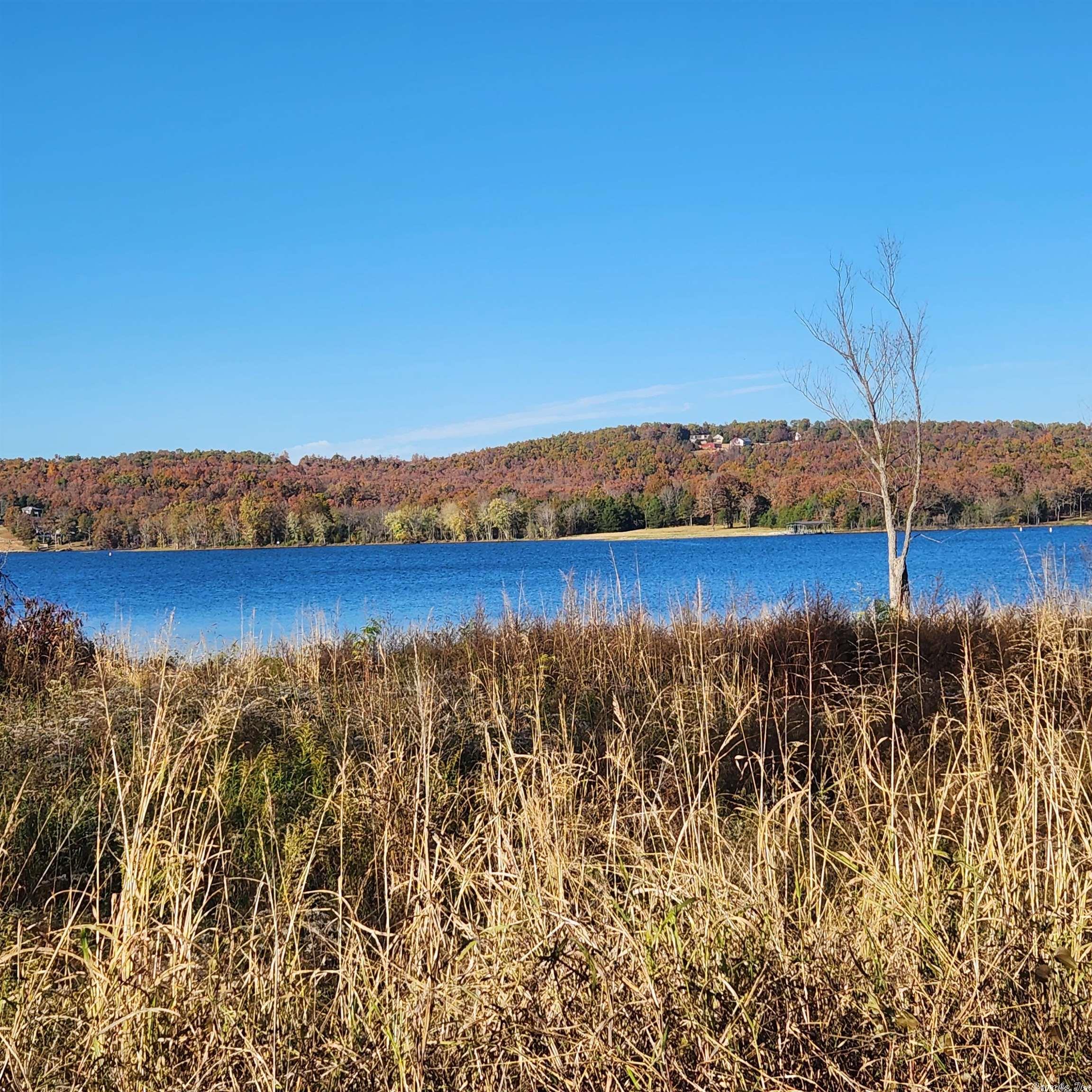 1361-1365  E. Tri Lakes  Horseshoe Bend, AR