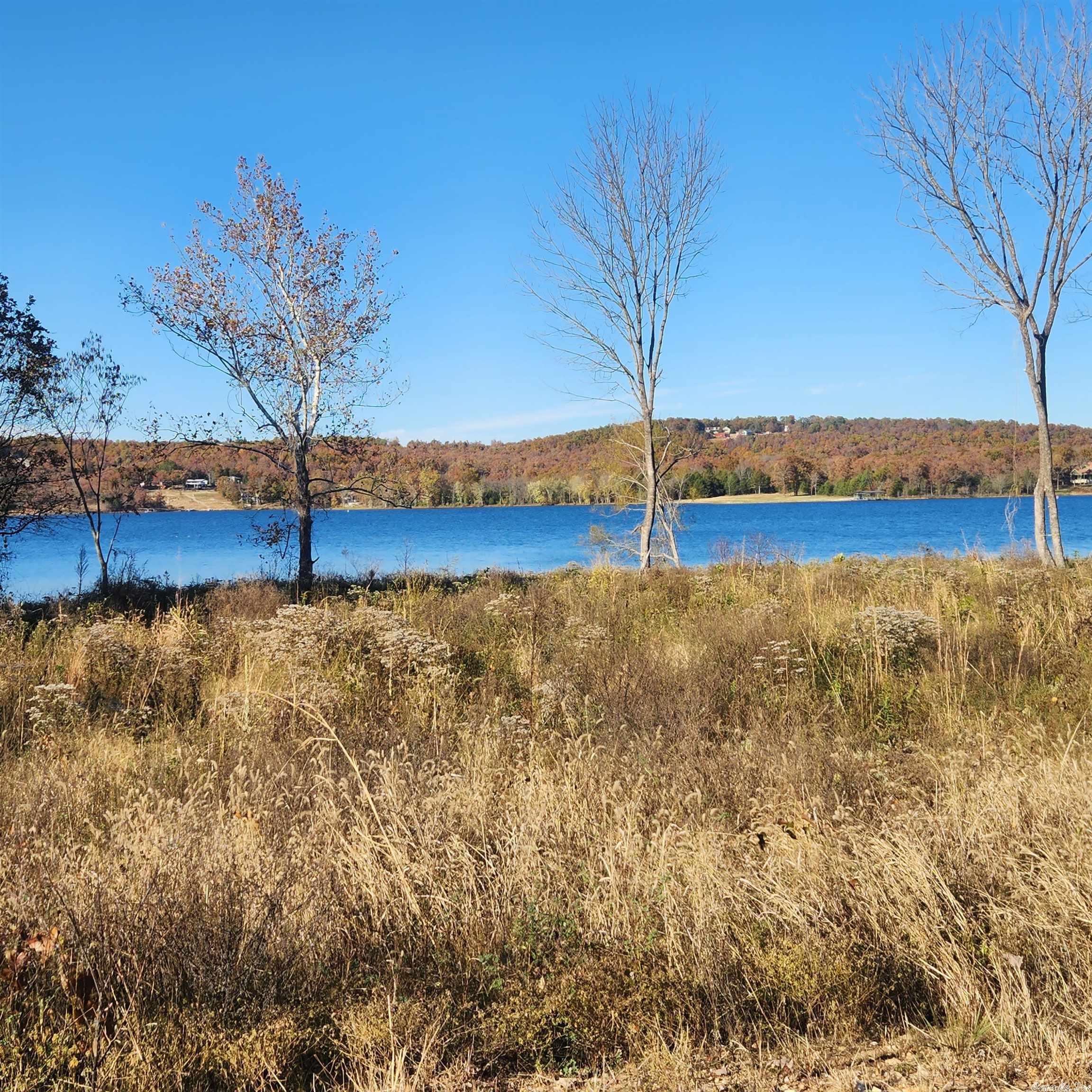 1361-1365  E. Tri Lakes  Horseshoe Bend, AR