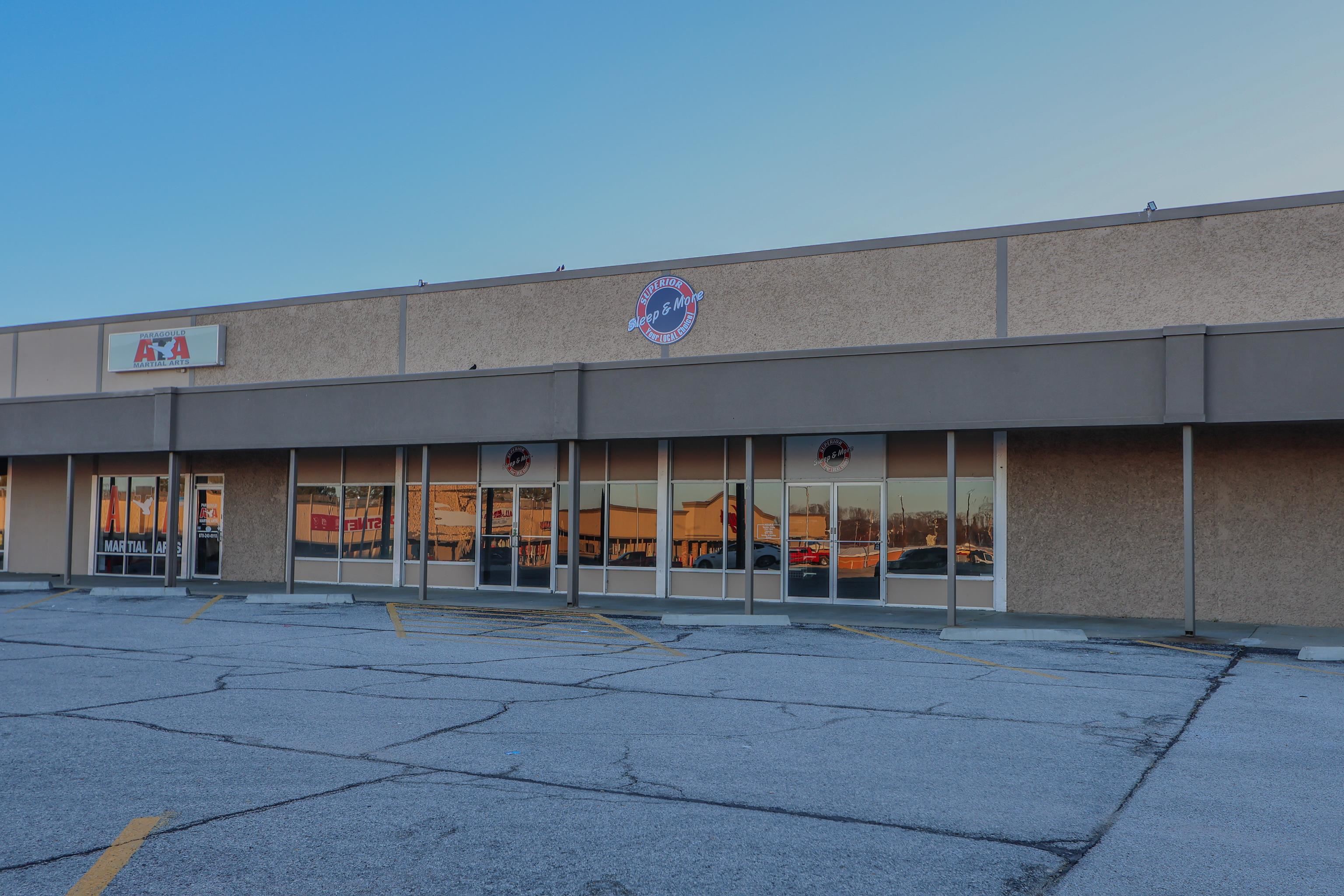 1723 W KINGSHIGHWAY STE 5 PARAGOULD PLAZA STE 5 Paragould, AR