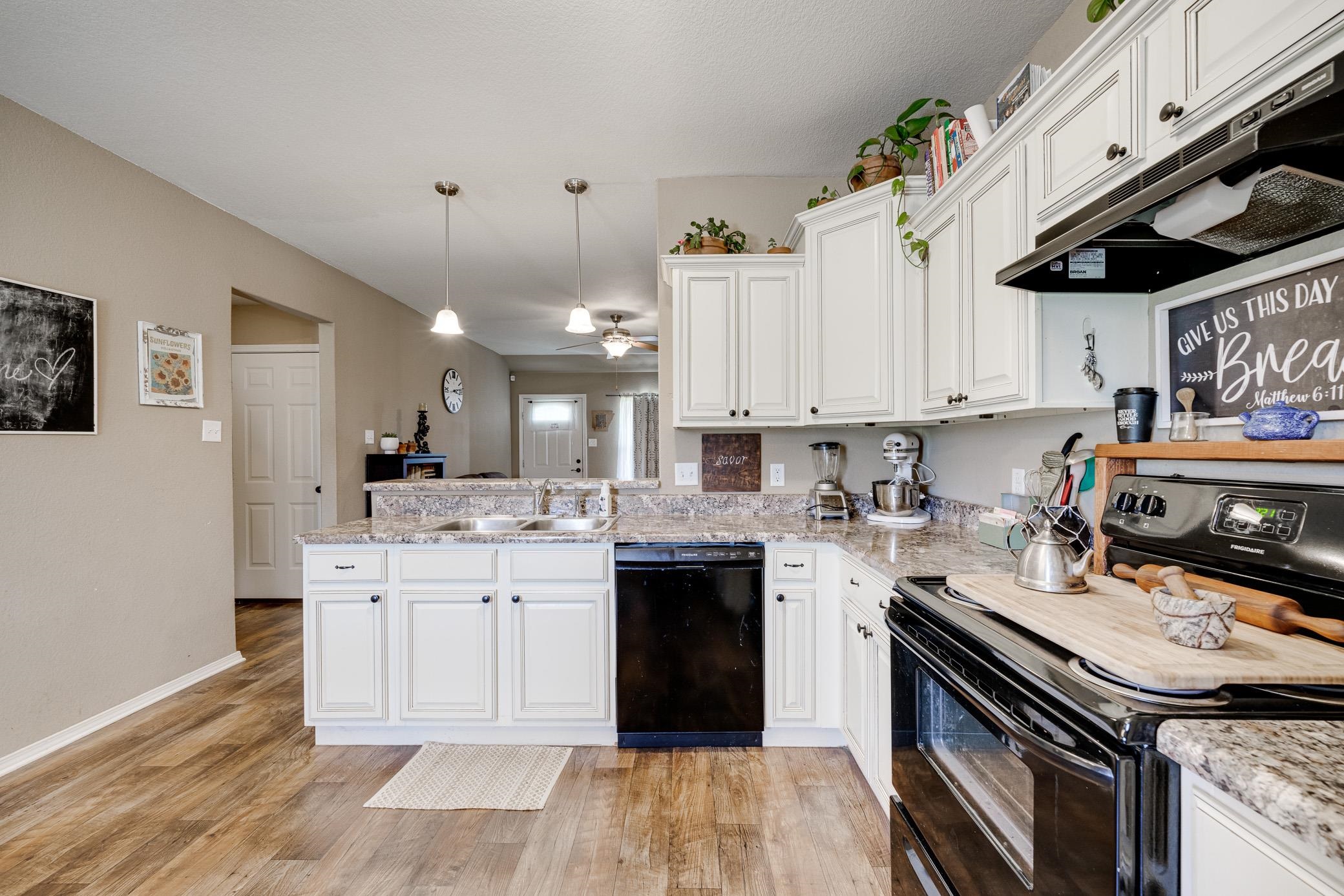3370 Jeff Davis Drive