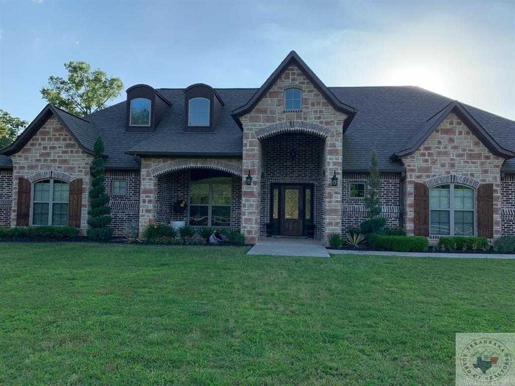 71 Tidwell Lane, Hooks, TX 75567
