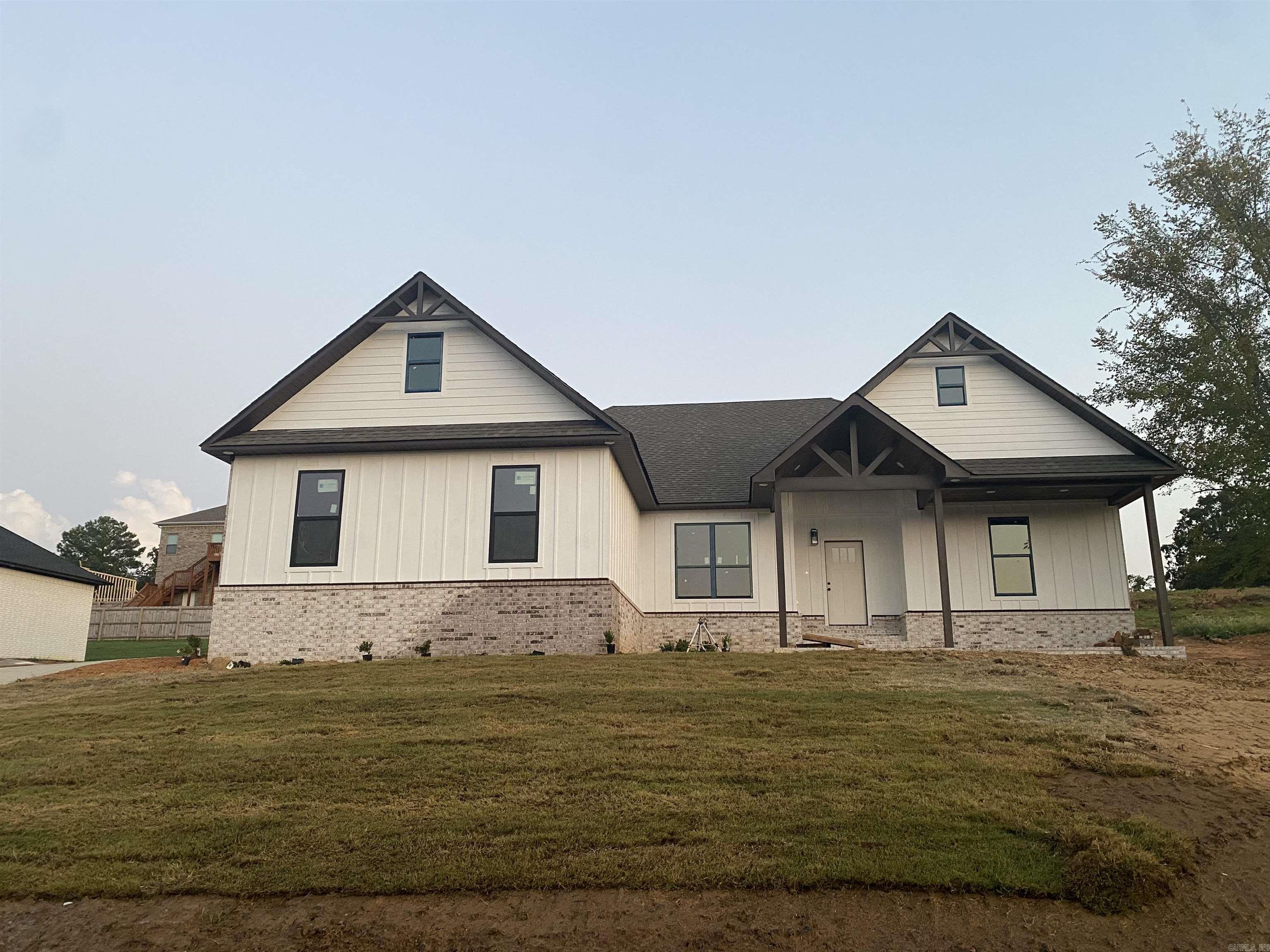 1592 Waterford Drive, Cabot, AR 72023