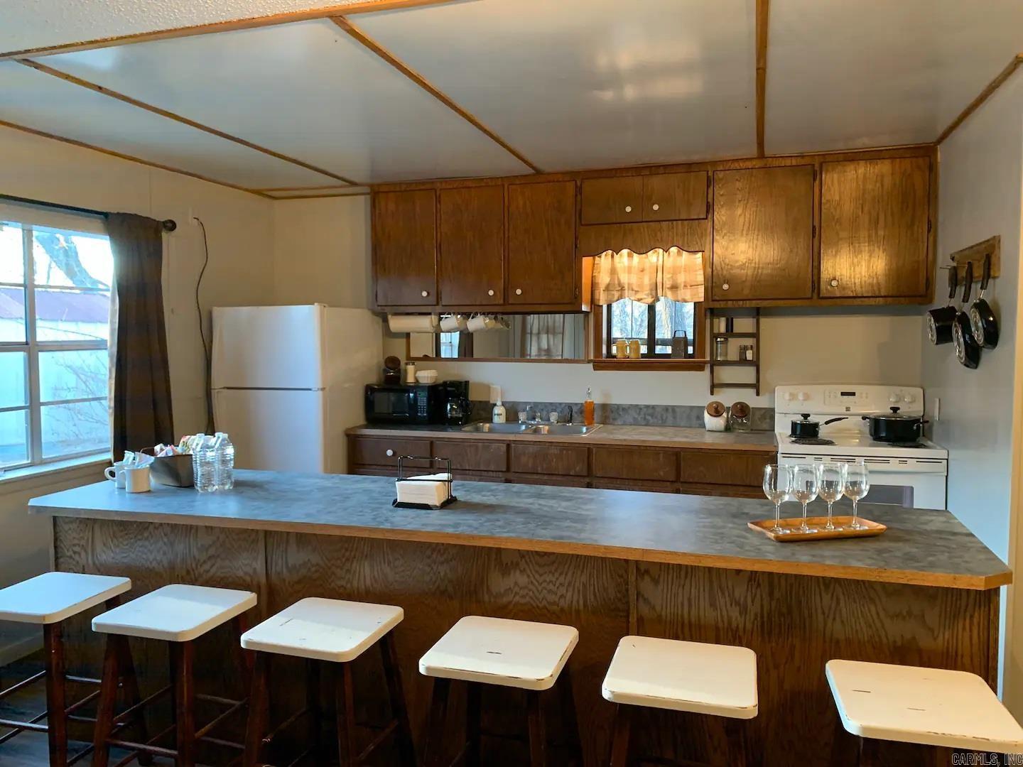 6237 AR  16 HWY  Fallsville, AR