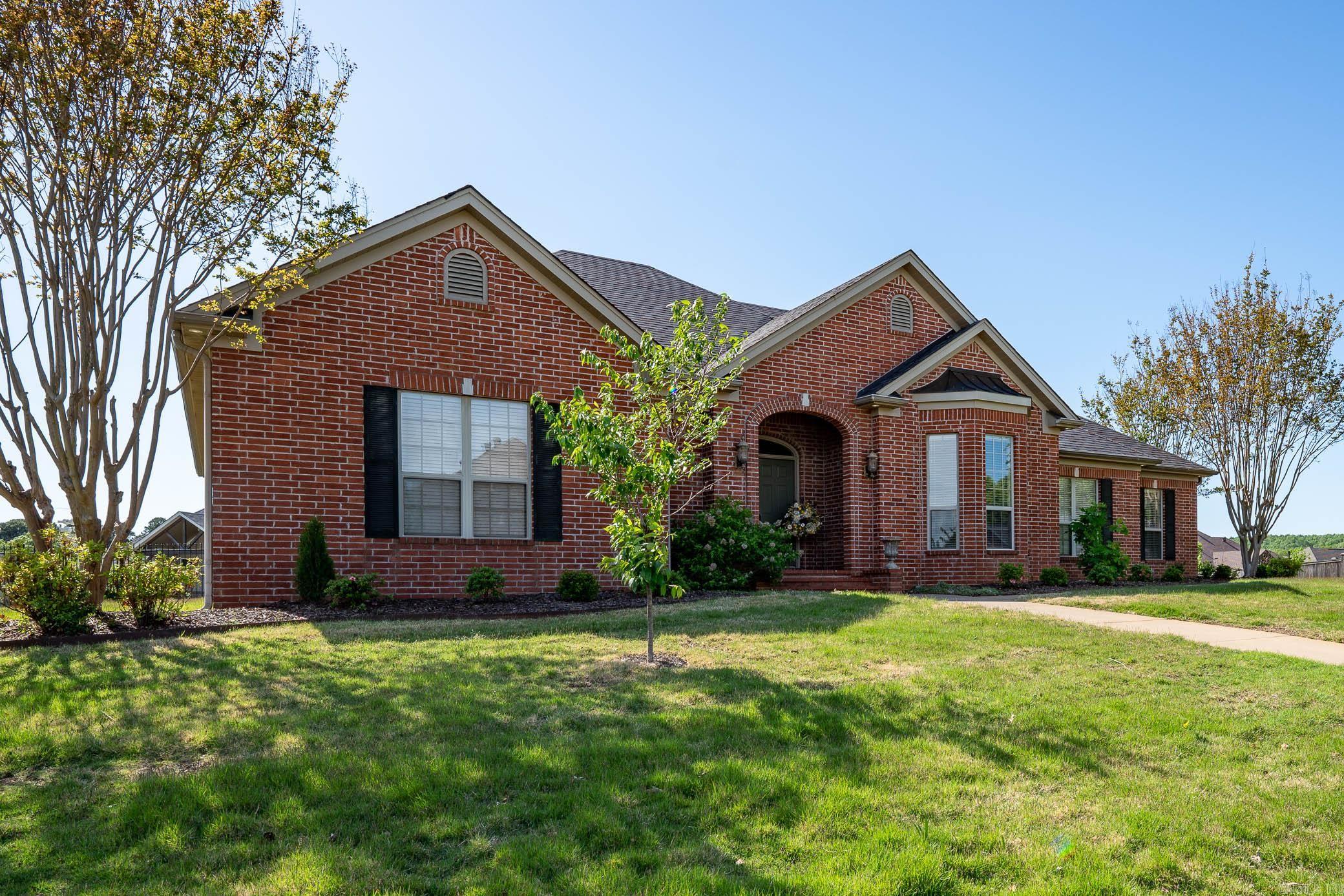 1625 Summerbrook Drive