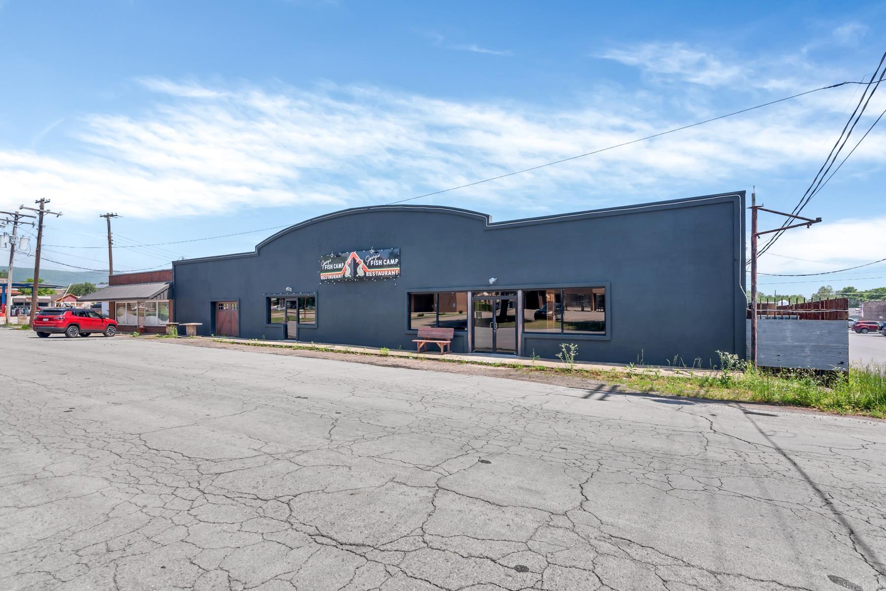 816  DEQUEEN STREET  Mena, AR