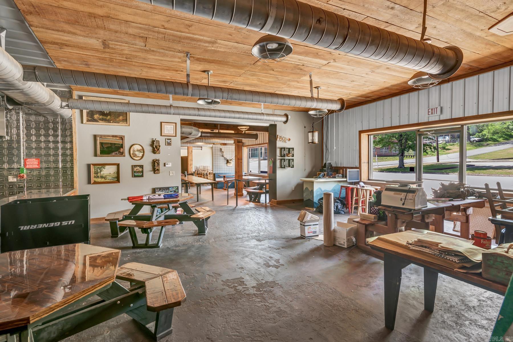 816  DEQUEEN STREET  Mena, AR