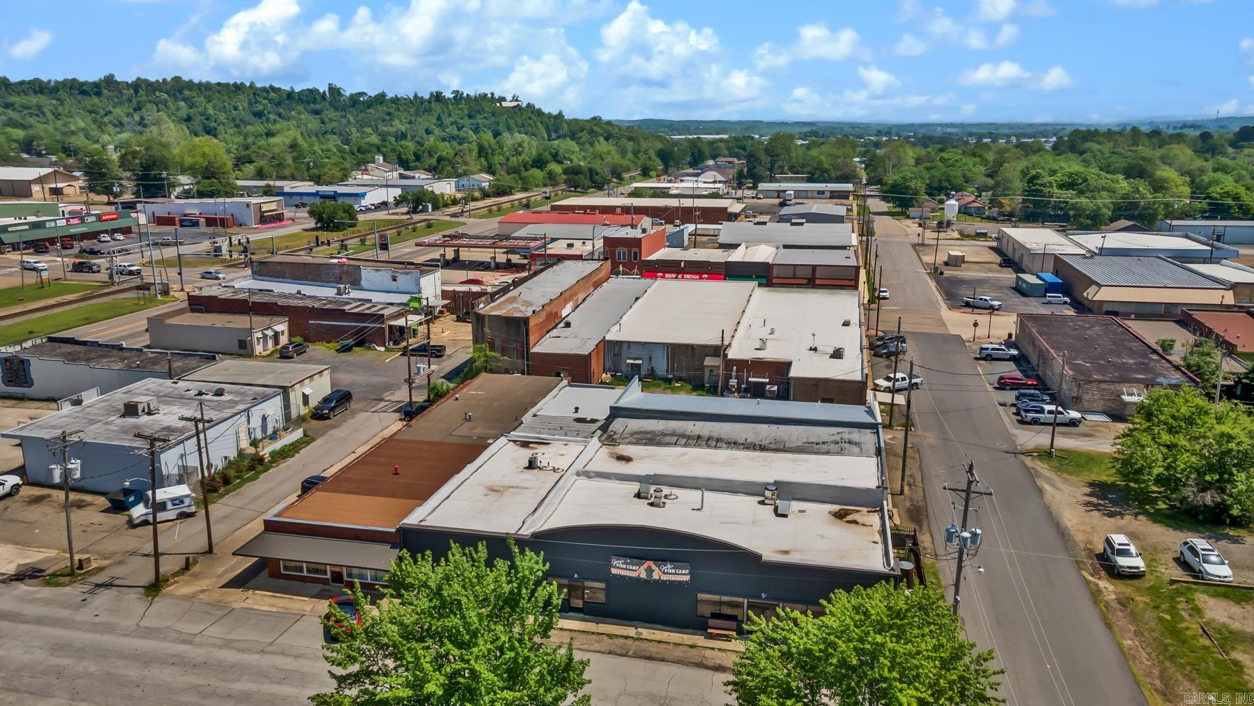 816  DEQUEEN STREET  Mena, AR