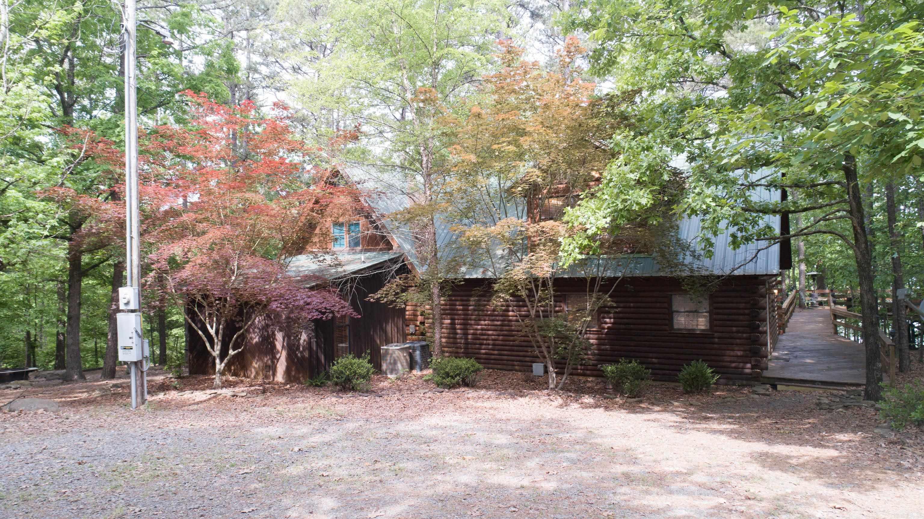 5735 Lake Dr Highway, Clinton, AR 72031