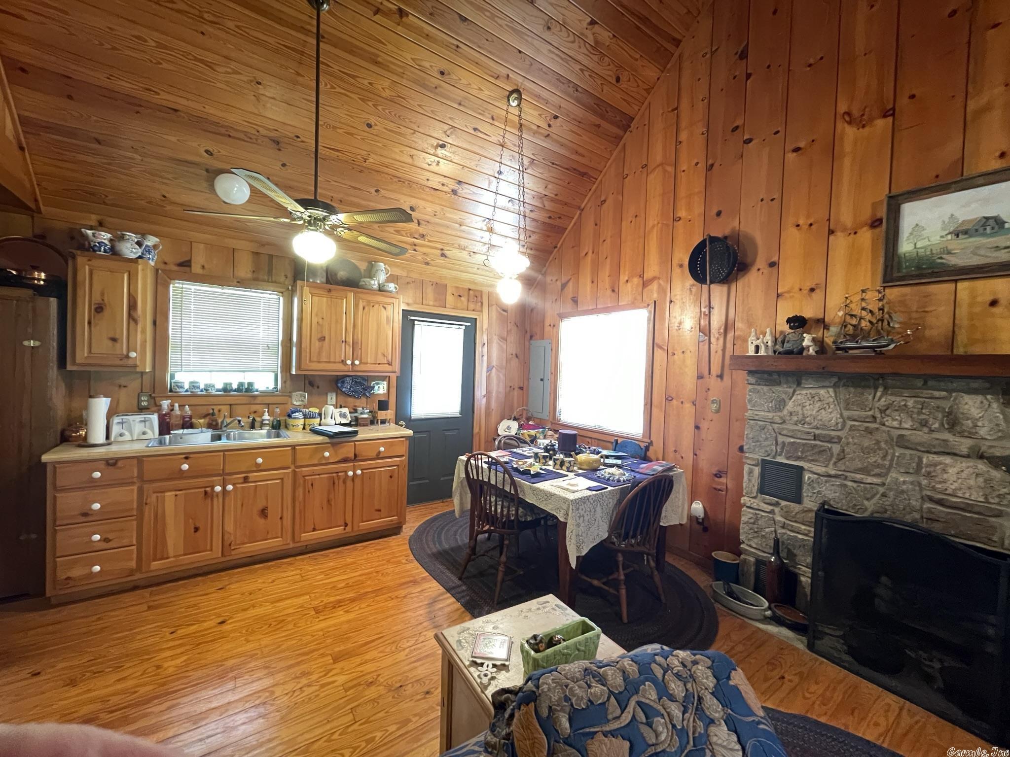 647  Ash Flat 7 Nix Lane Ash Flat, AR
