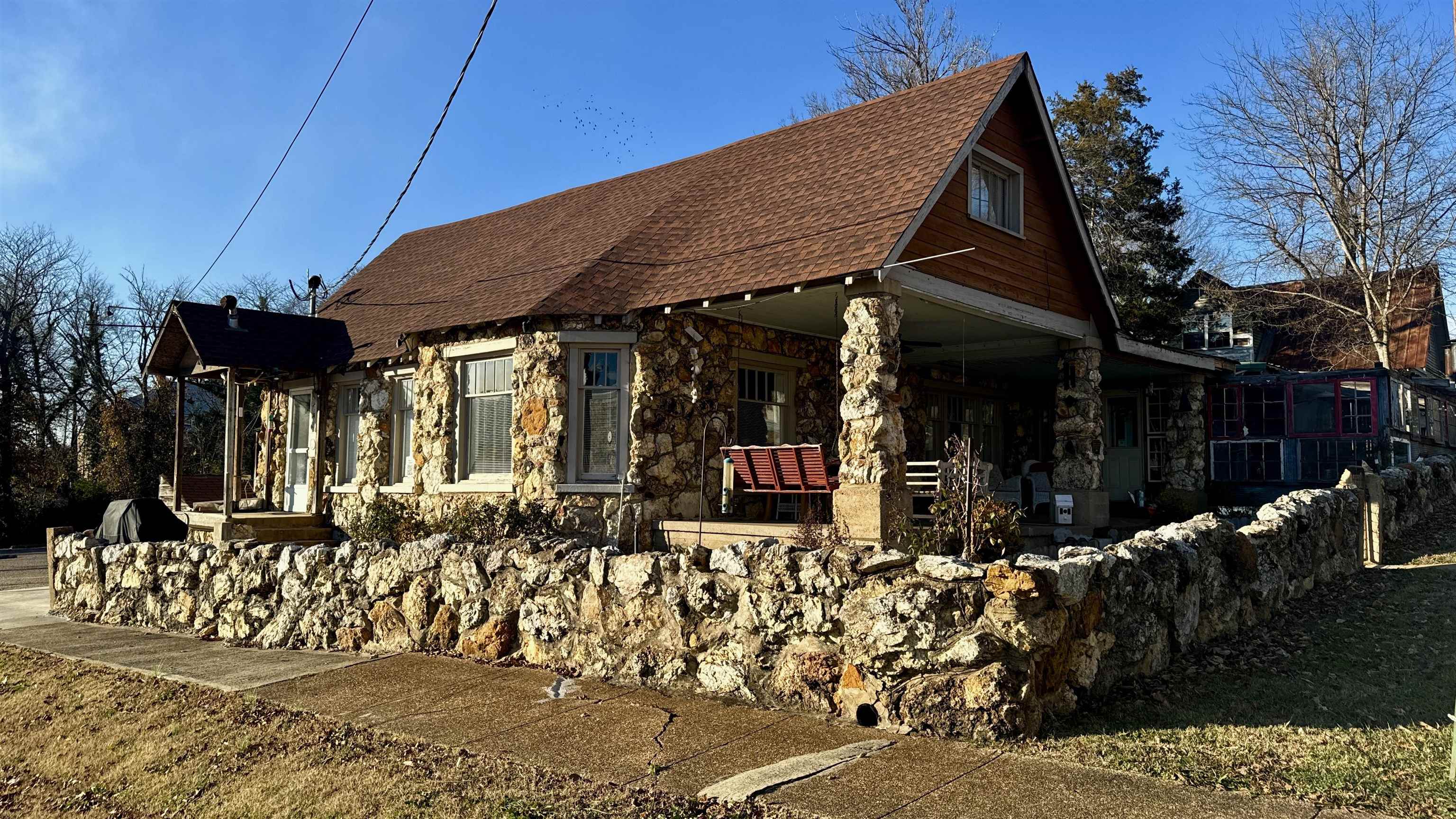 201  N Spring St  Hardy, AR