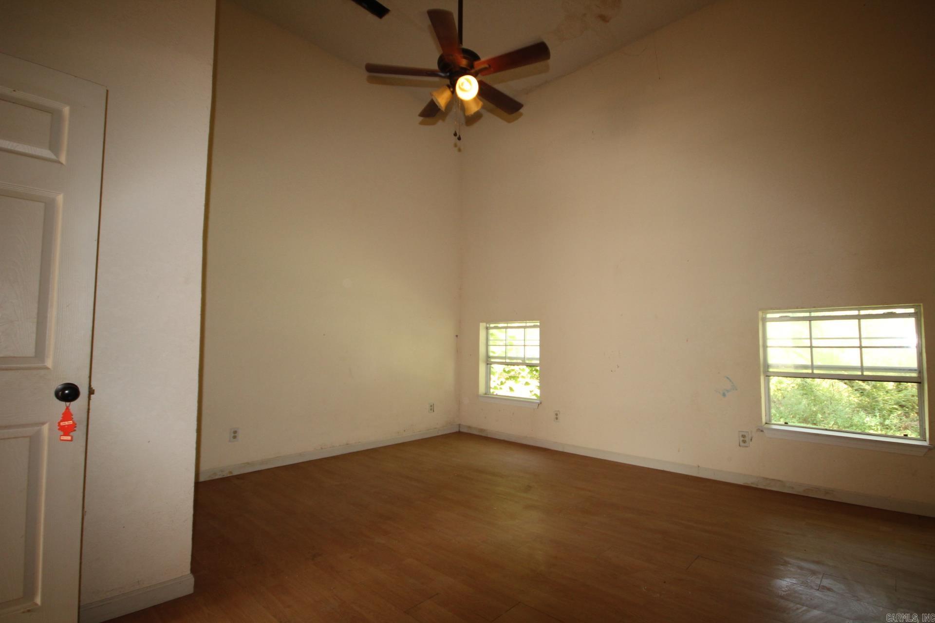 605 W Shepherd  Nashville, AR
