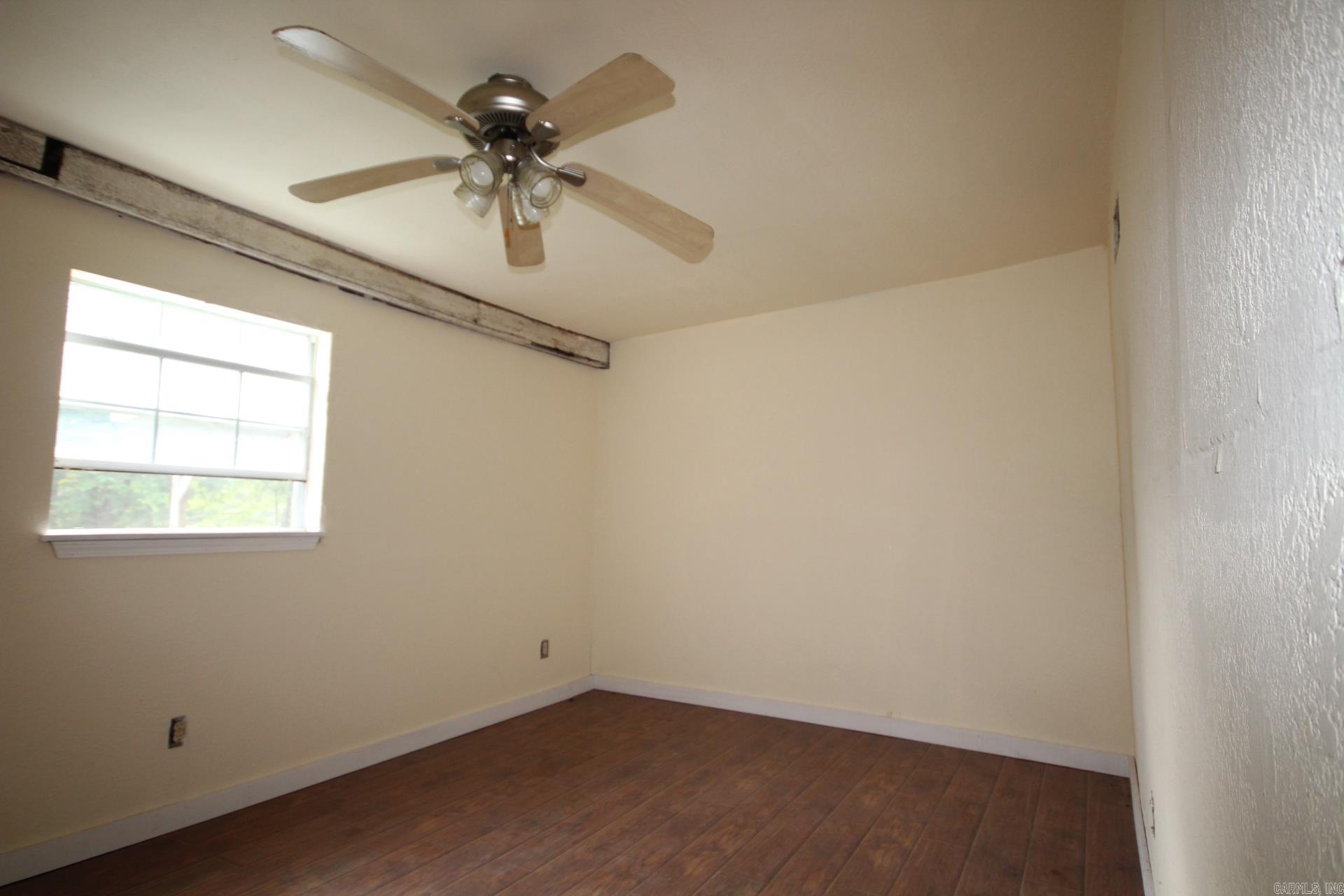 605 W Shepherd  Nashville, AR