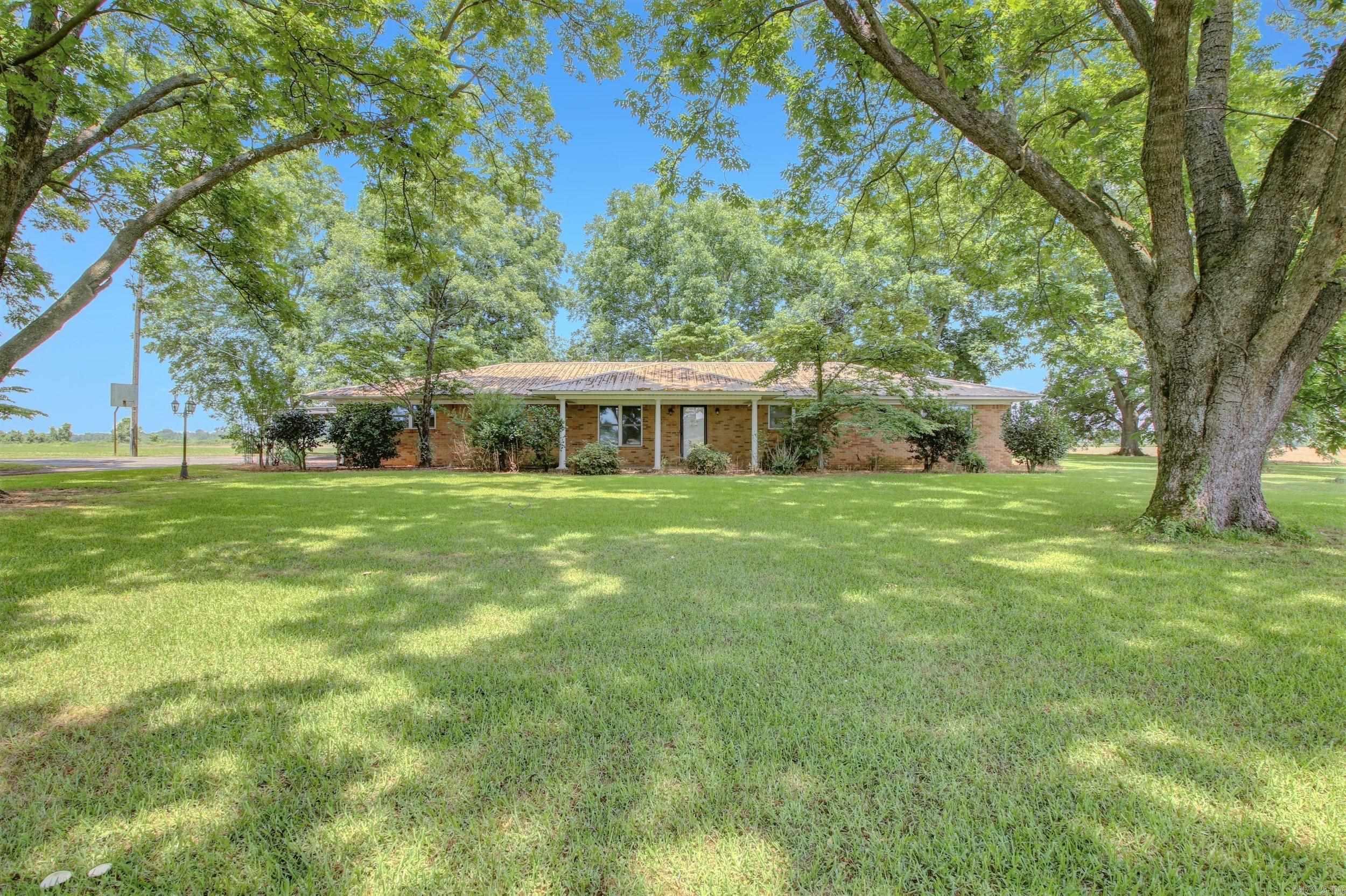 3407 S 65  Pine Bluff, AR