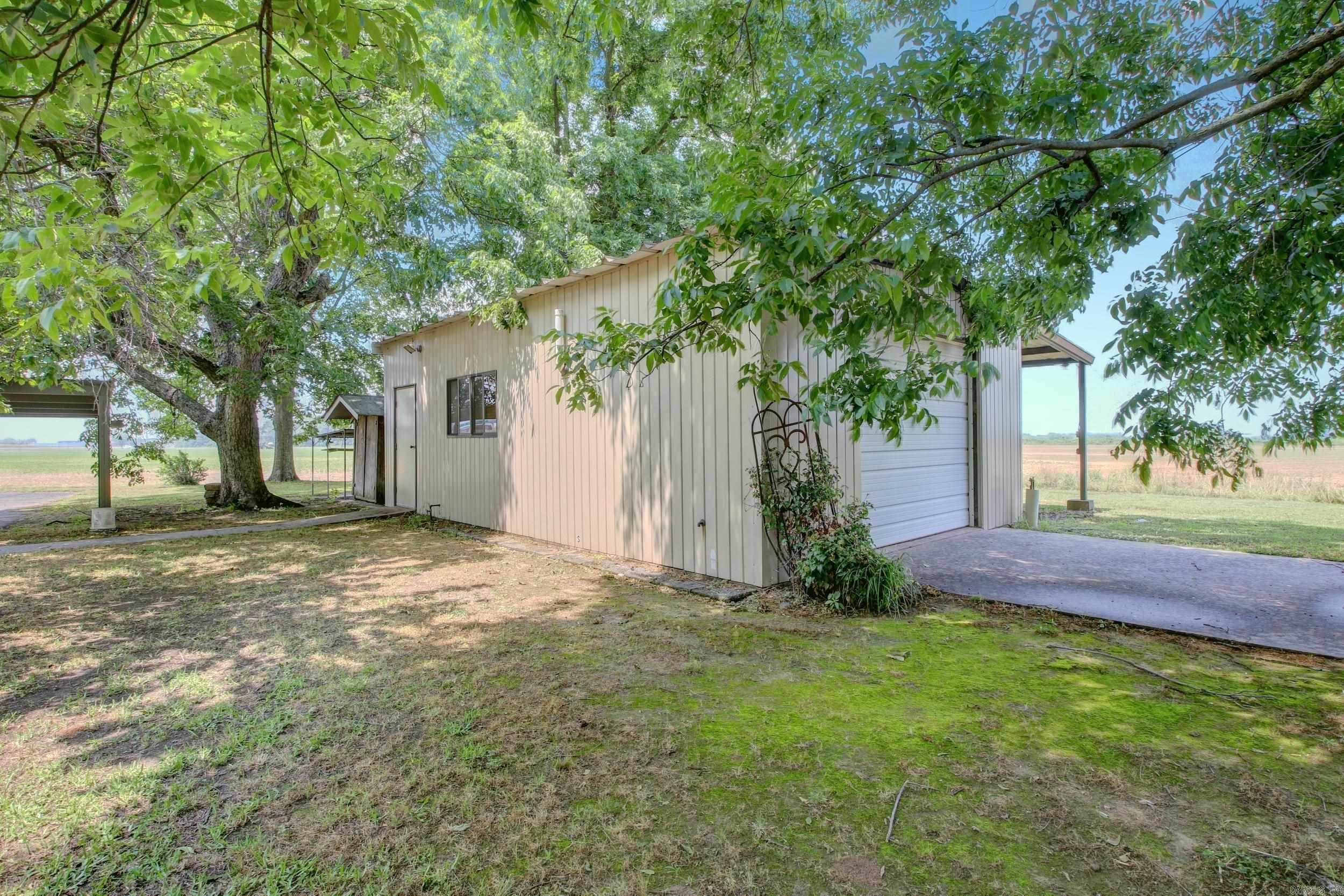 3407 S 65  Pine Bluff, AR