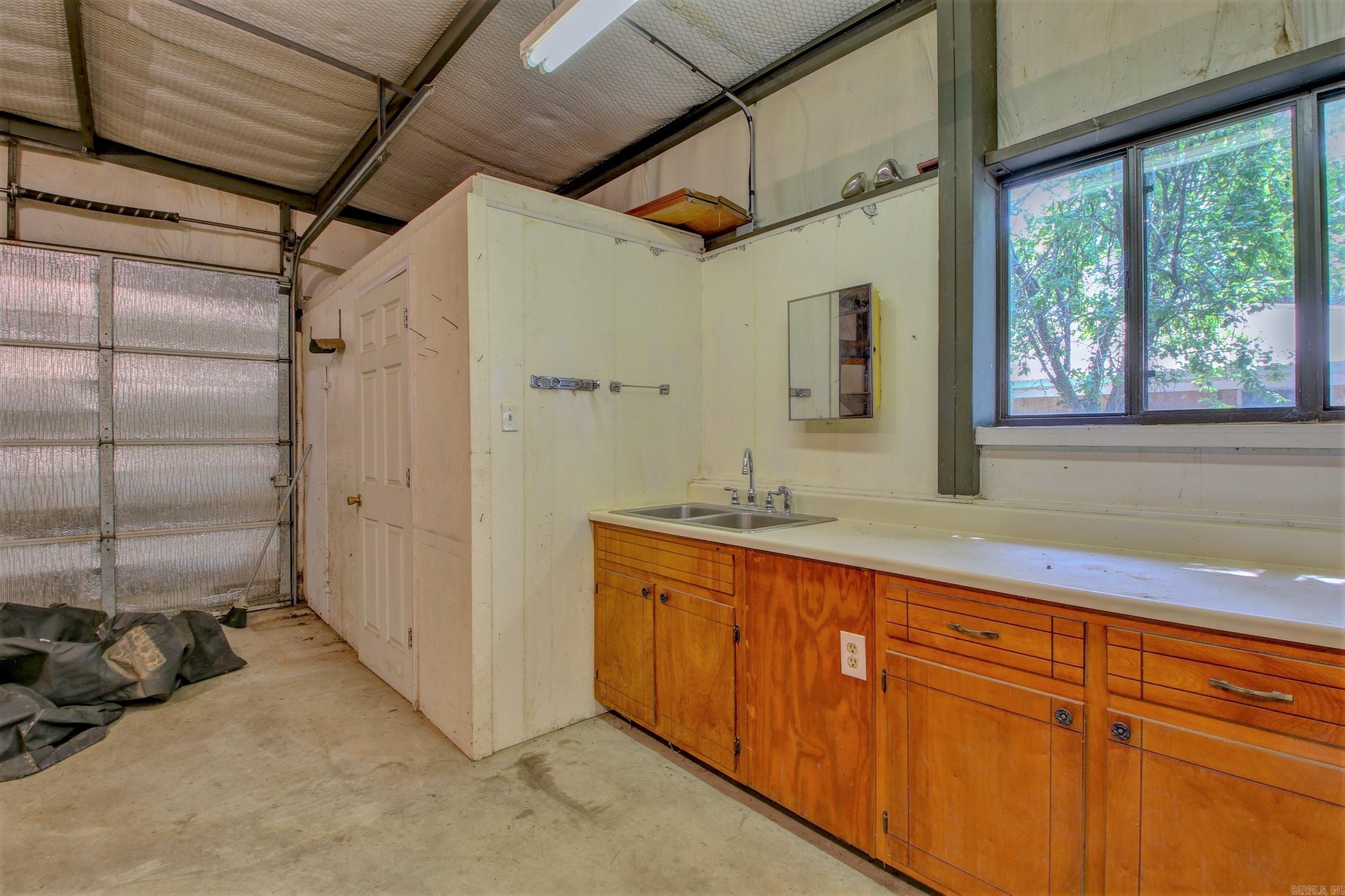 3407 S 65  Pine Bluff, AR
