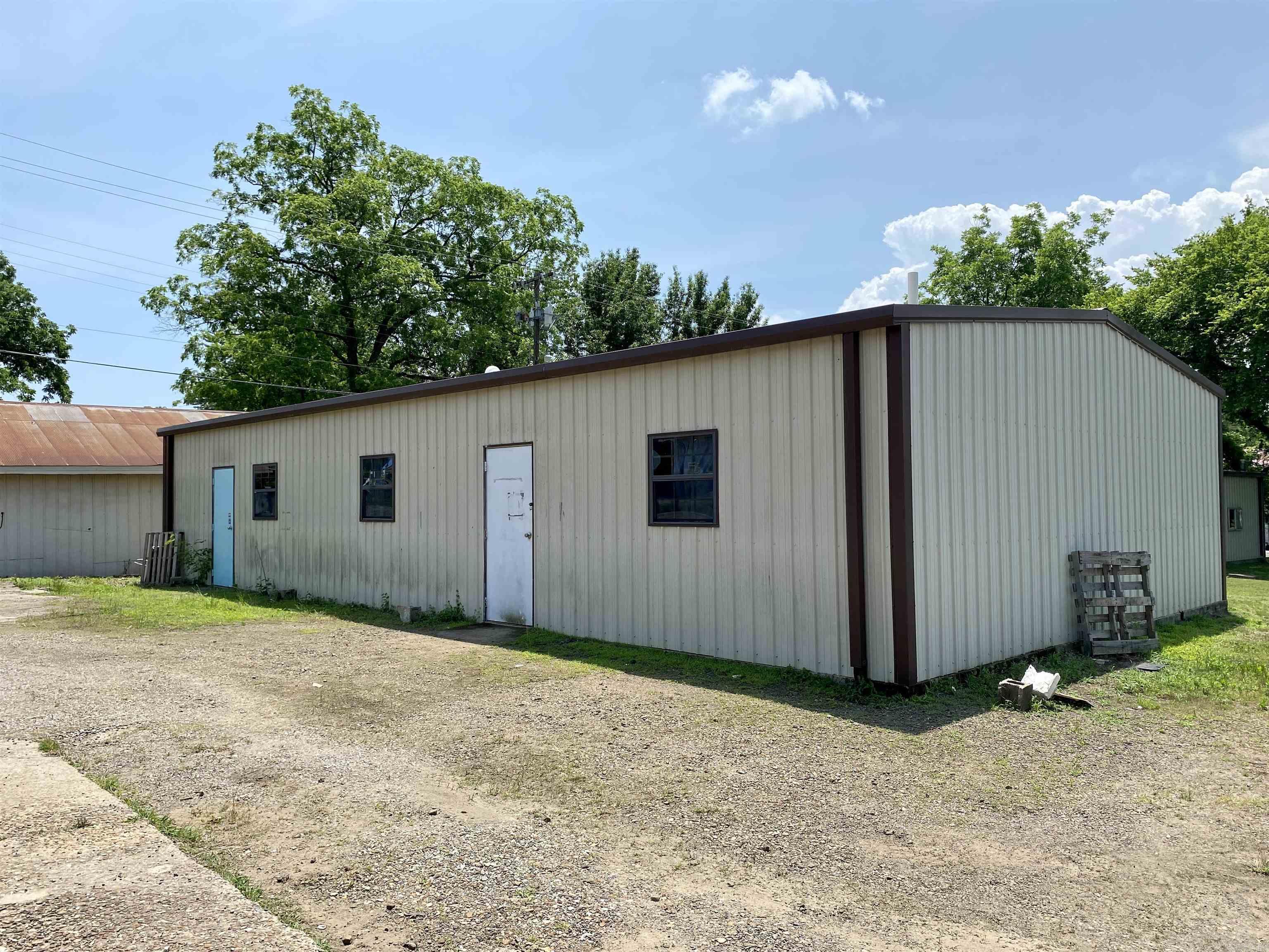 307 E Highway 64  Coal Hill, AR