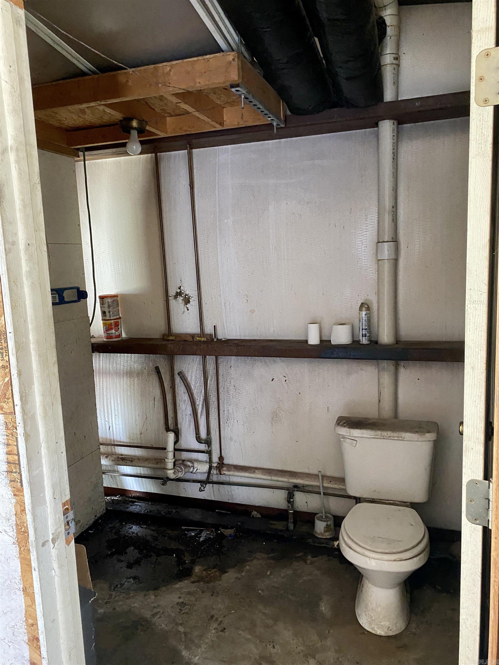 307 E Highway 64  Coal Hill, AR