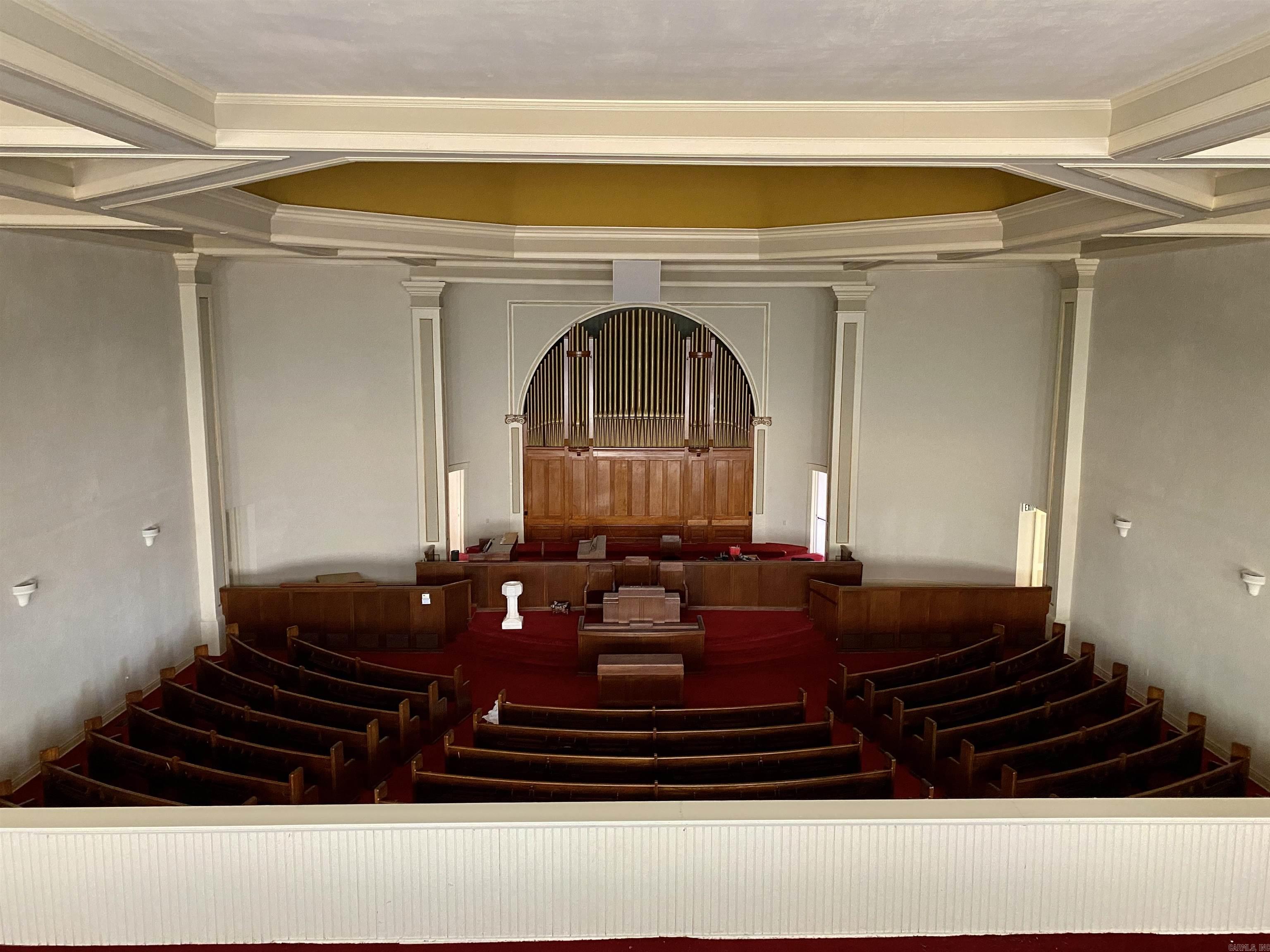 212 N College  Clarksville, AR