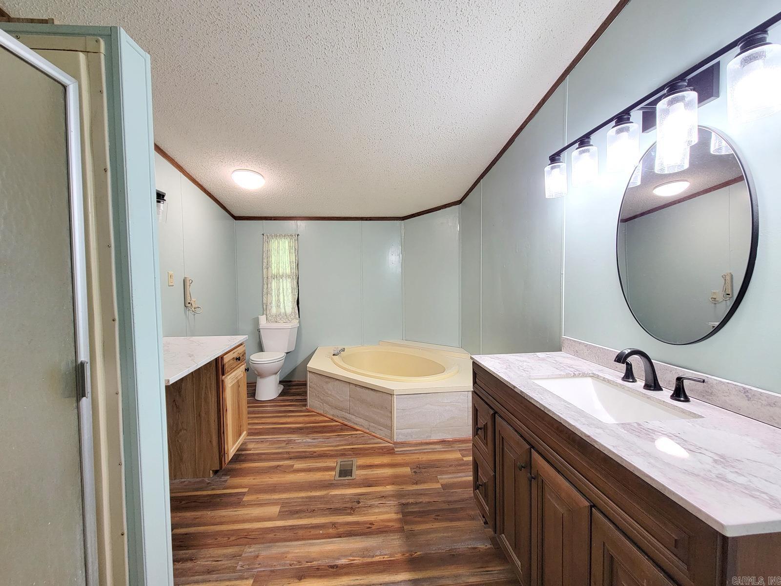 230 W Main  Lockesburg, AR
