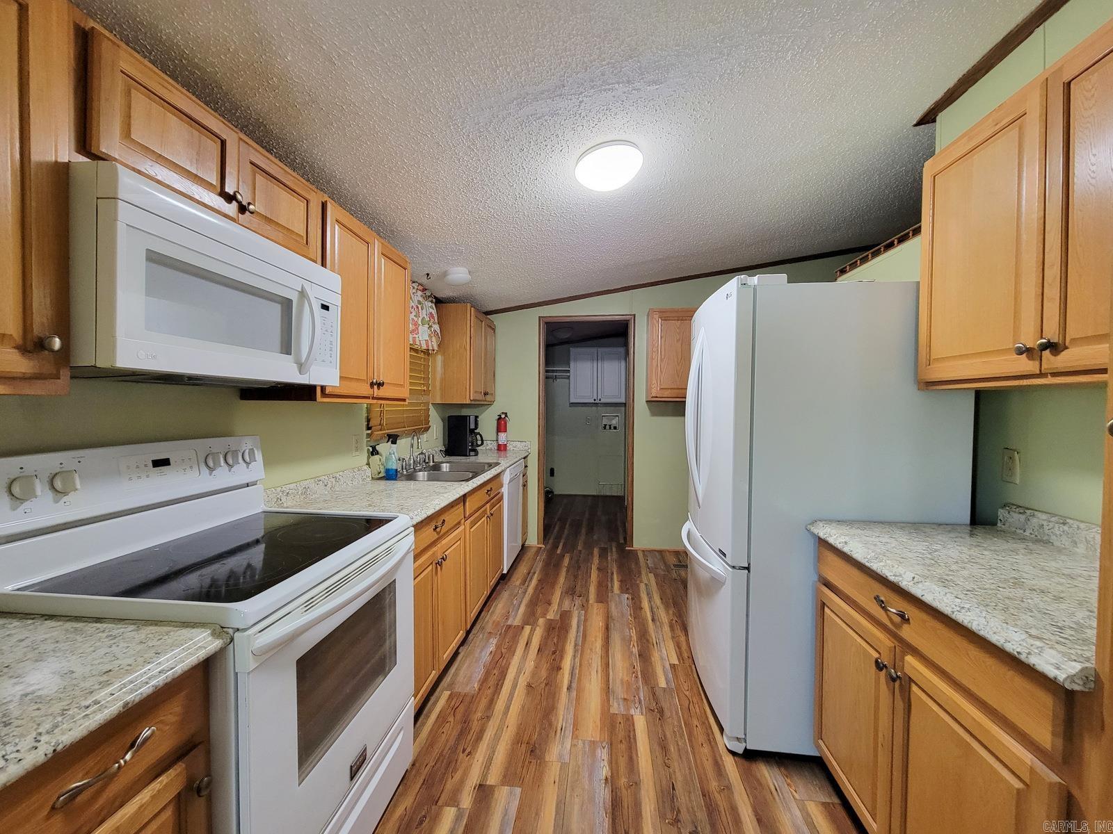 230 W Main  Lockesburg, AR