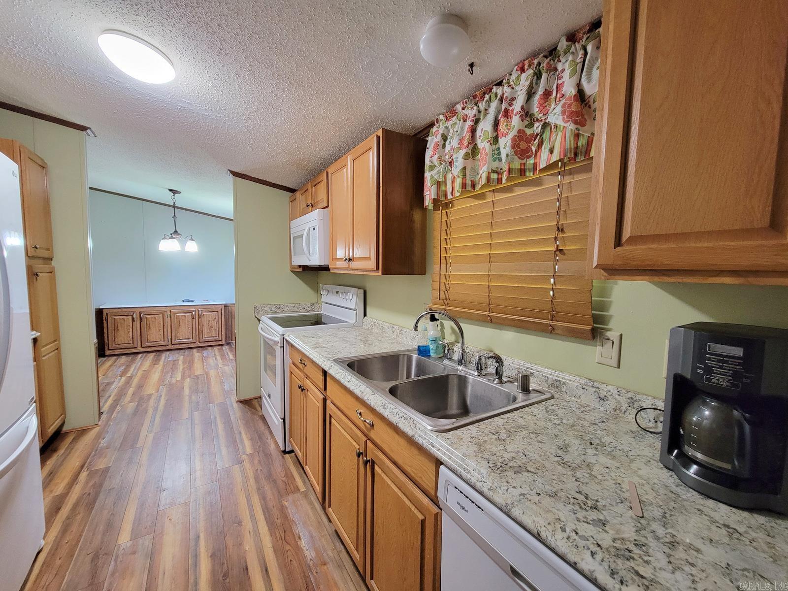 230 W Main  Lockesburg, AR