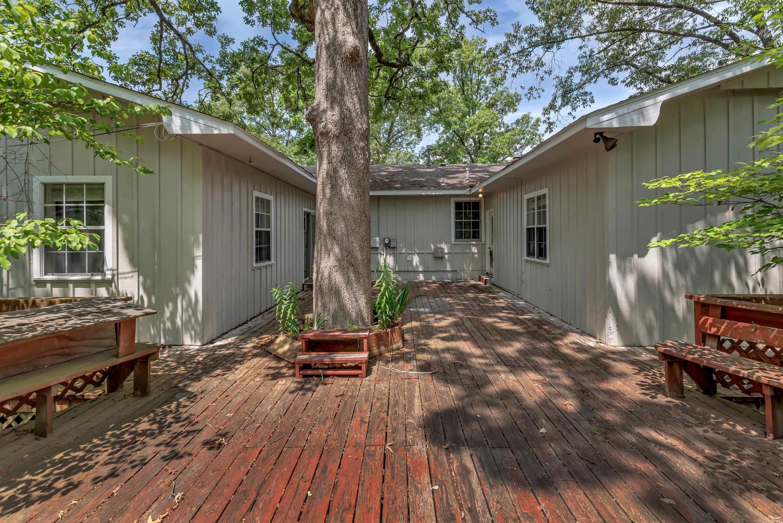 1300 SO EVE STREET Mena, AR 71953
