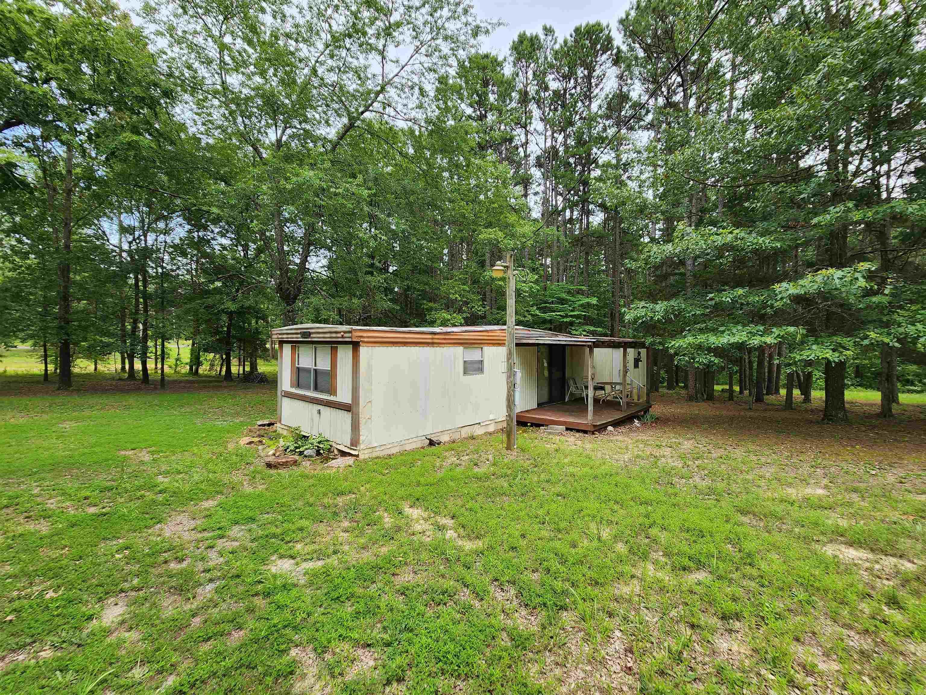35  Pine Tree Rd  Greers Ferry, AR