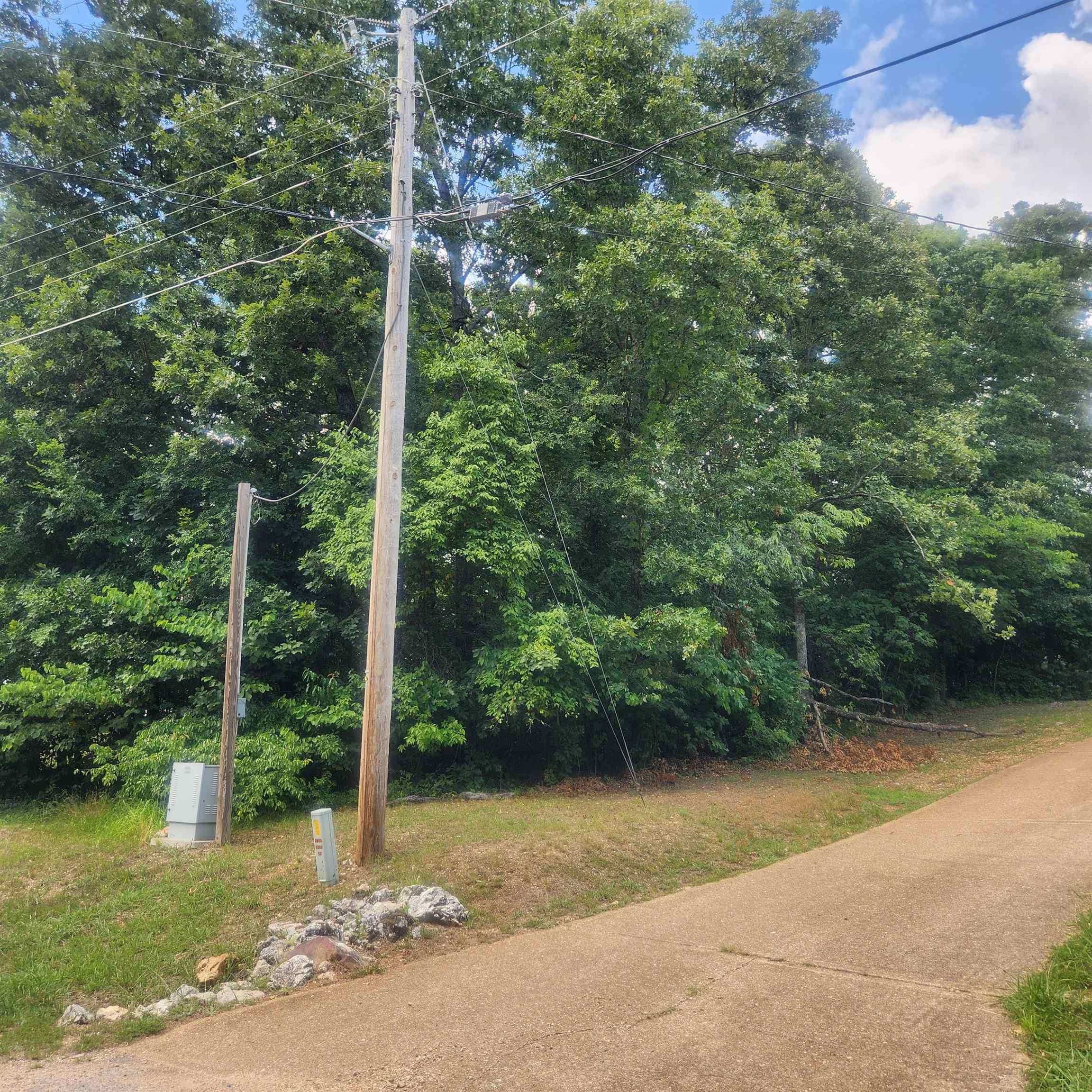L-36, B-14  Cochise  Cherokee Village, AR