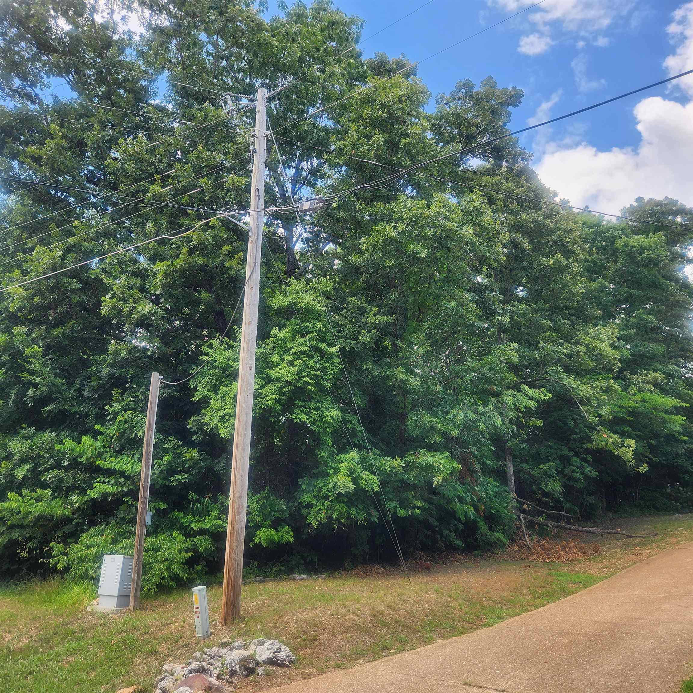L-36, B-14  Cochise  Cherokee Village, AR