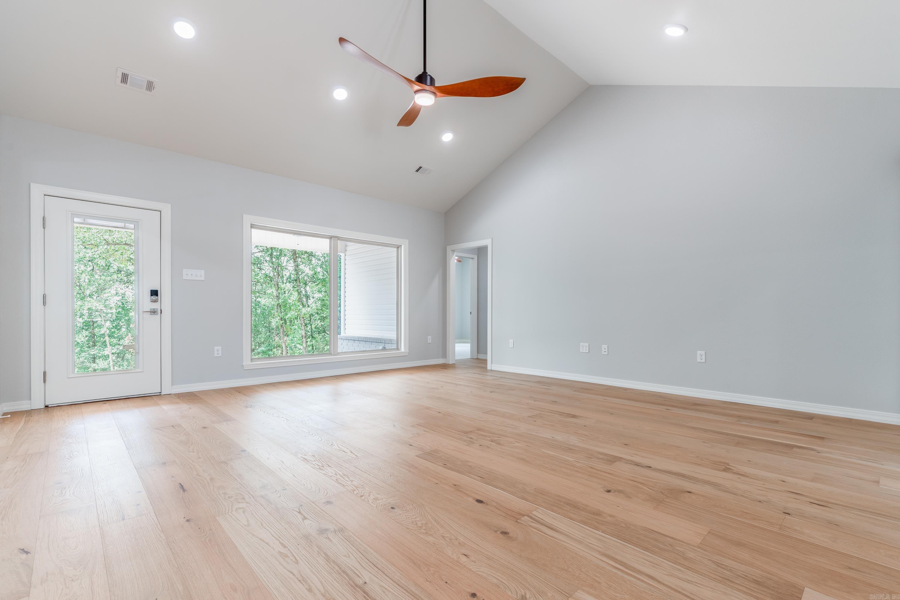 431  Apple  Russellville, AR