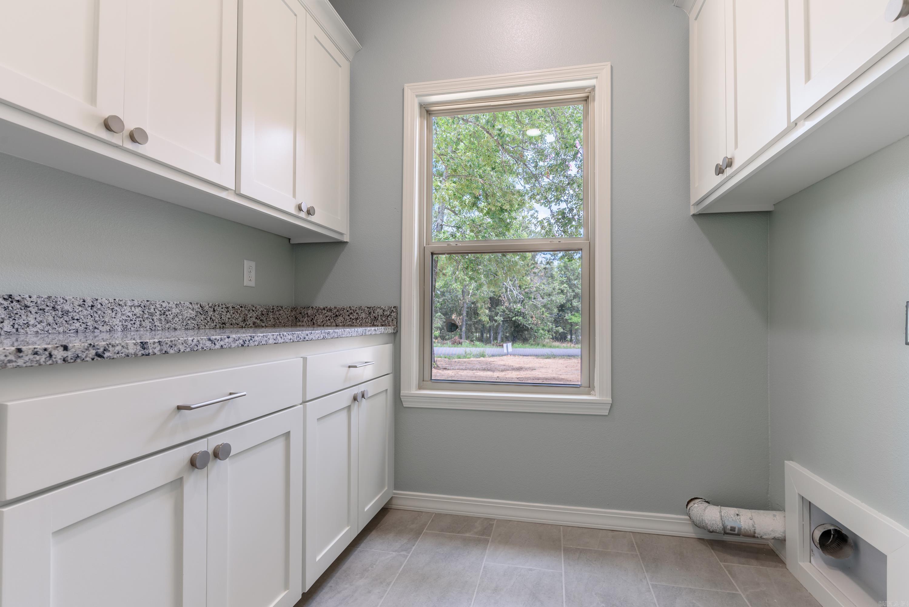 431  Apple  Russellville, AR