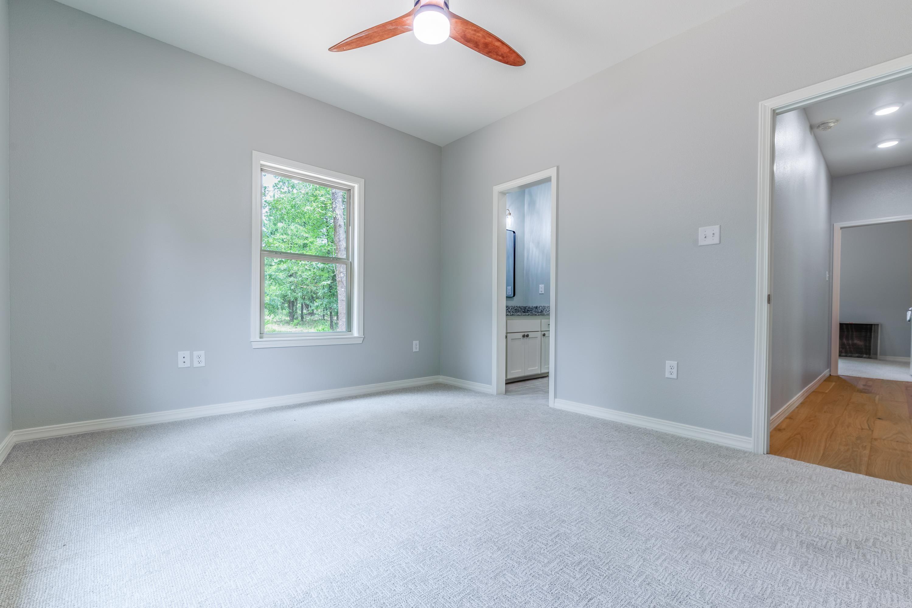 431  Apple  Russellville, AR