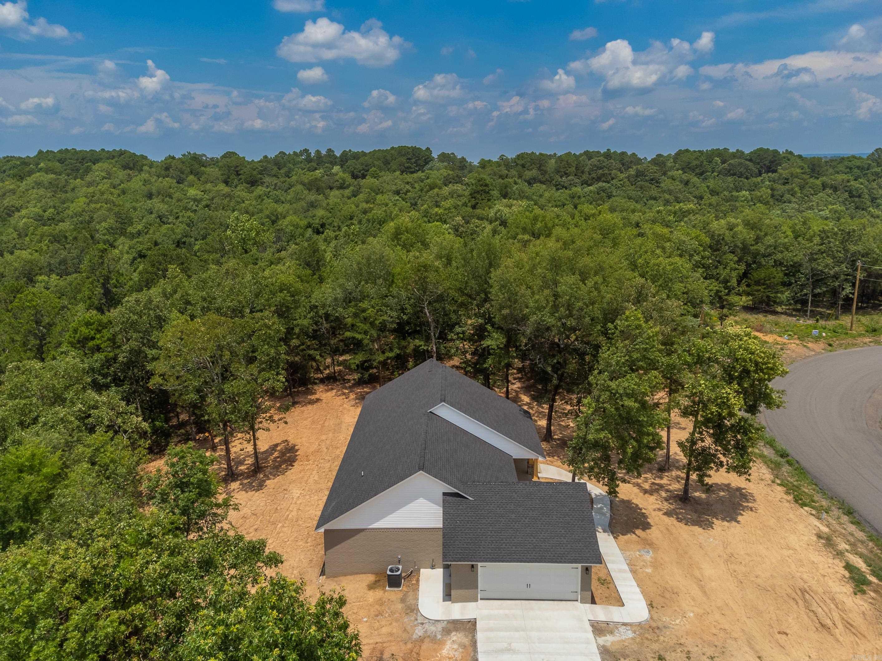 431  Apple  Russellville, AR