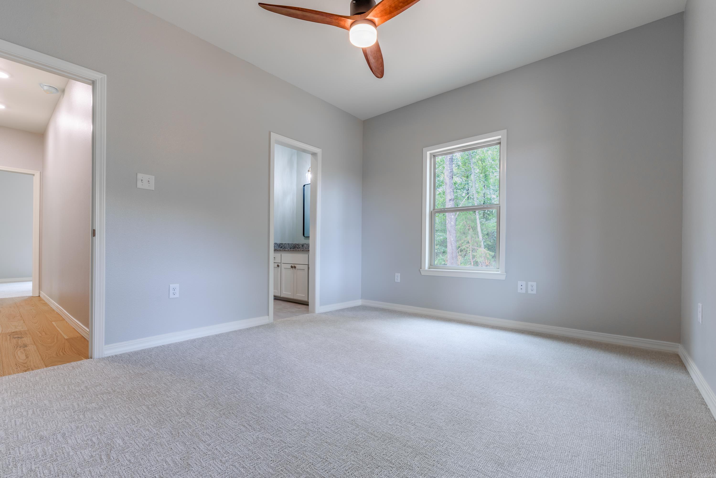 431  Apple  Russellville, AR