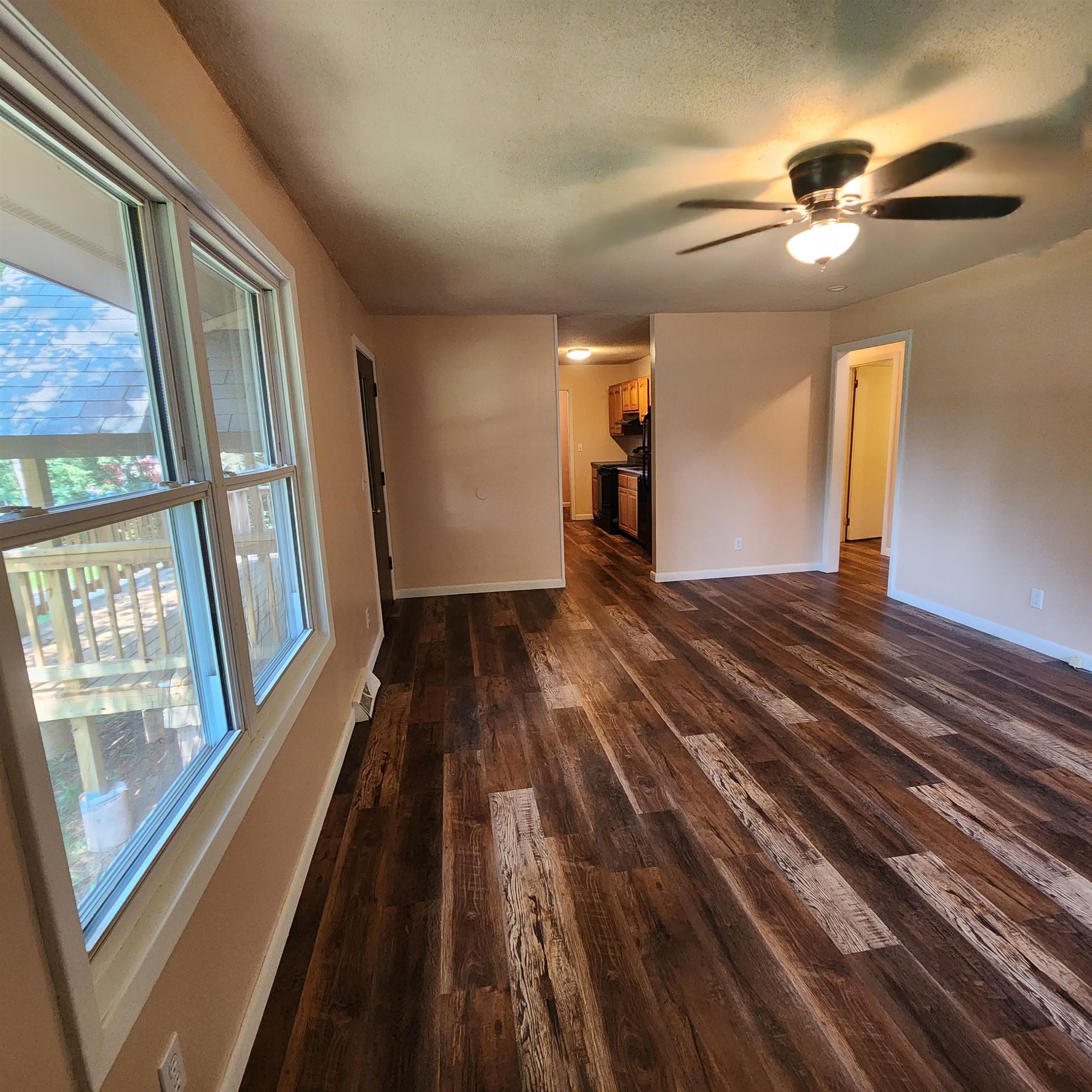 61 E Lakeshore  Cherokee Village, AR