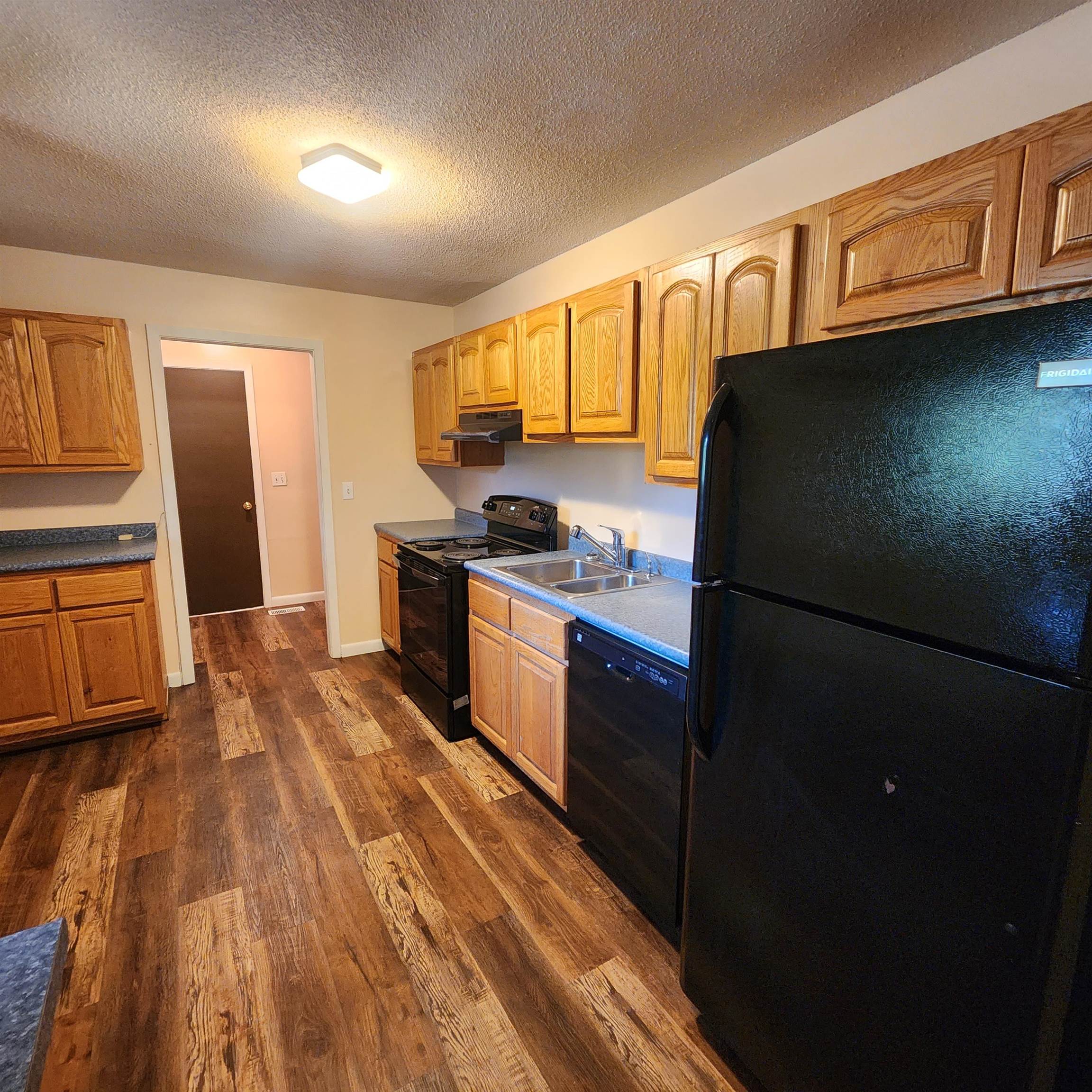 61 E Lakeshore  Cherokee Village, AR